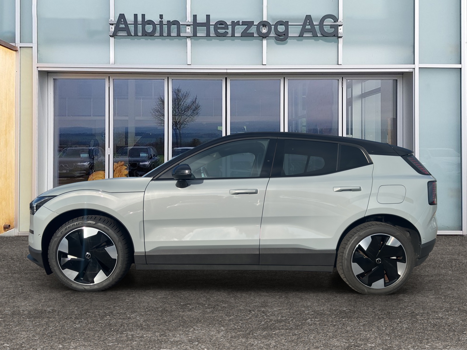 VOLVO EX30 E60 Twin Ultra Performance AWD-showroom-element-1