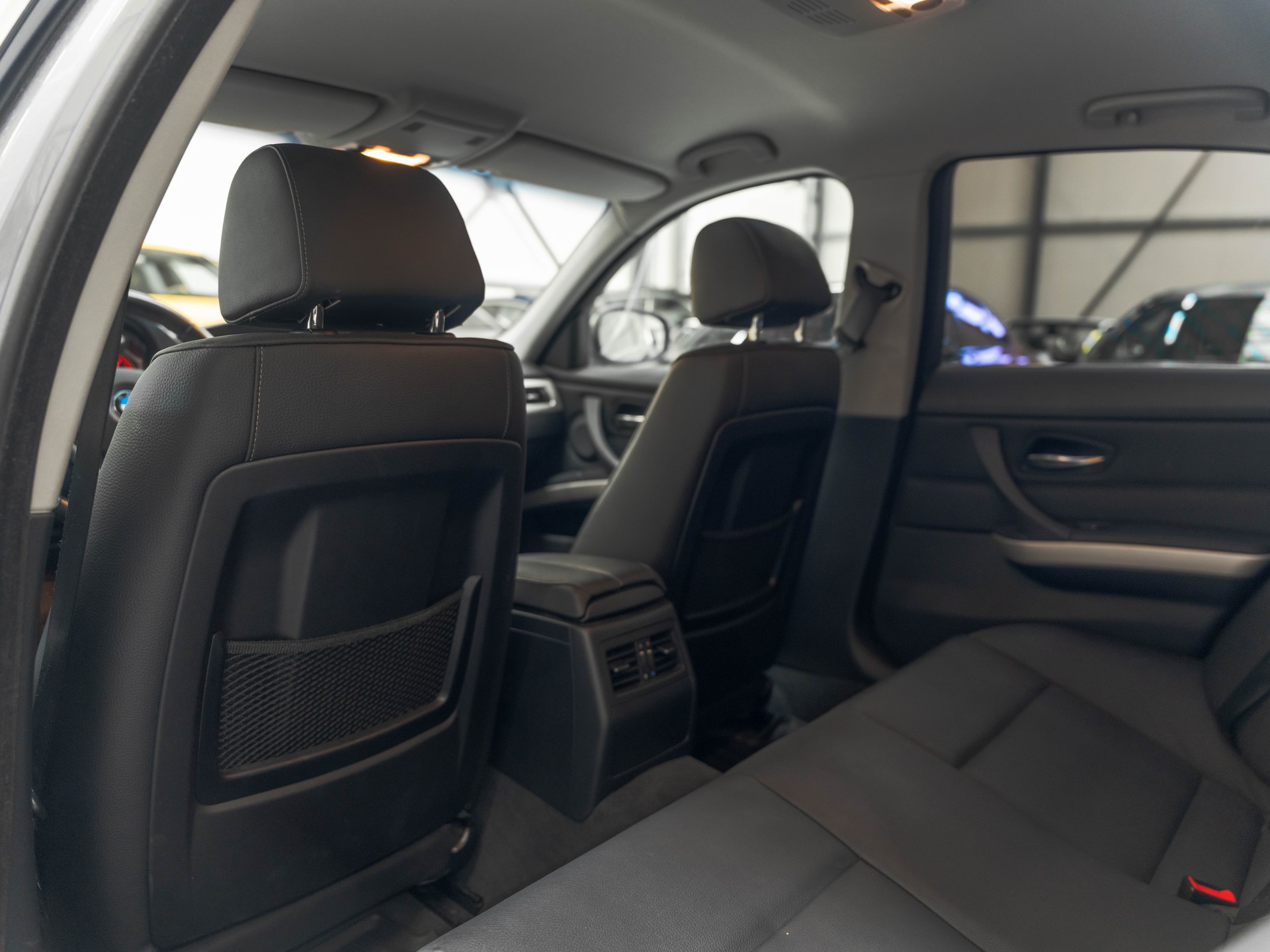 BMW 325i x-Drive more4you Steptronic-image-10