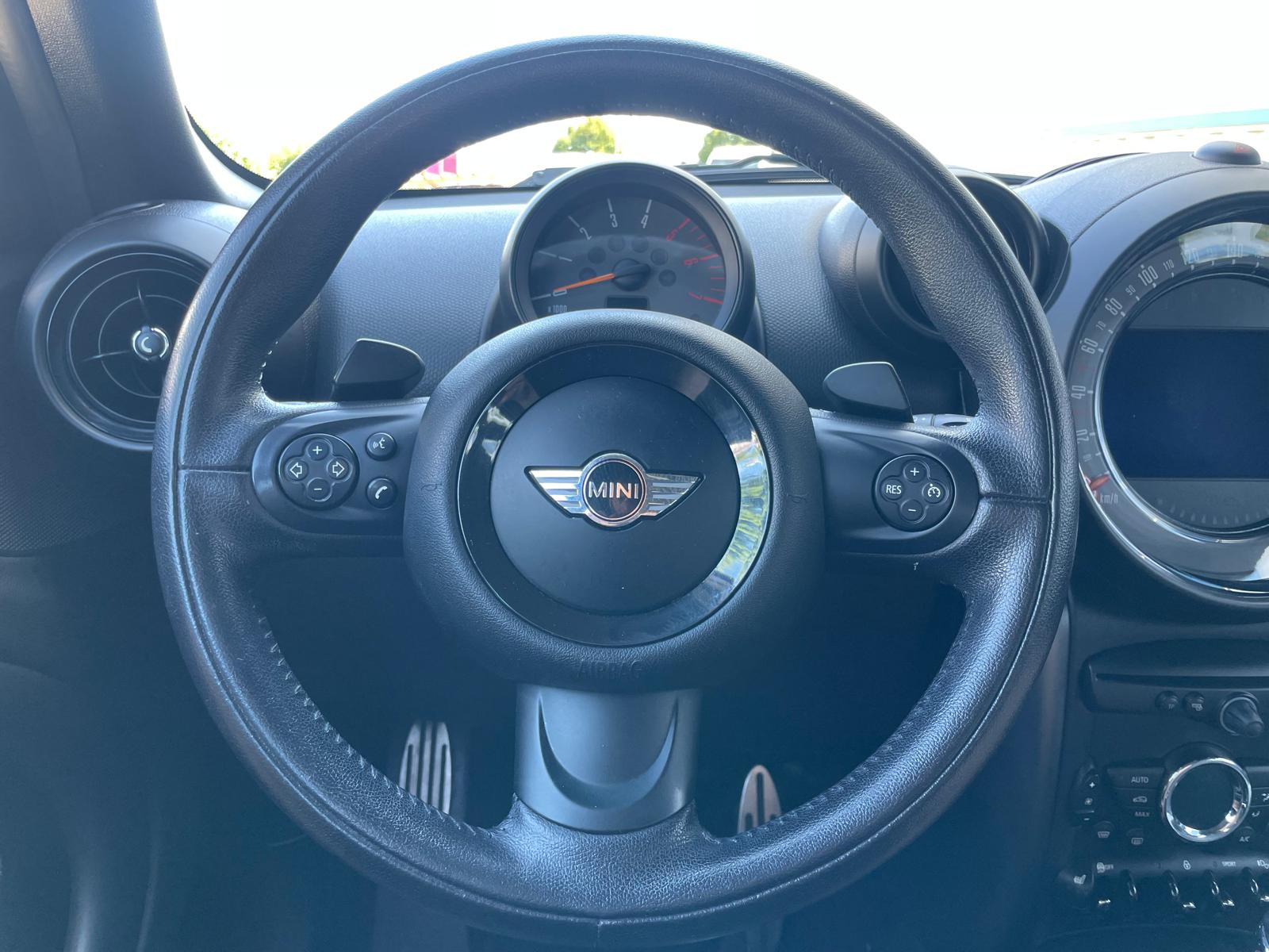 MINI Countryman Cooper SD ALL4 Steptronic (24)-image-9