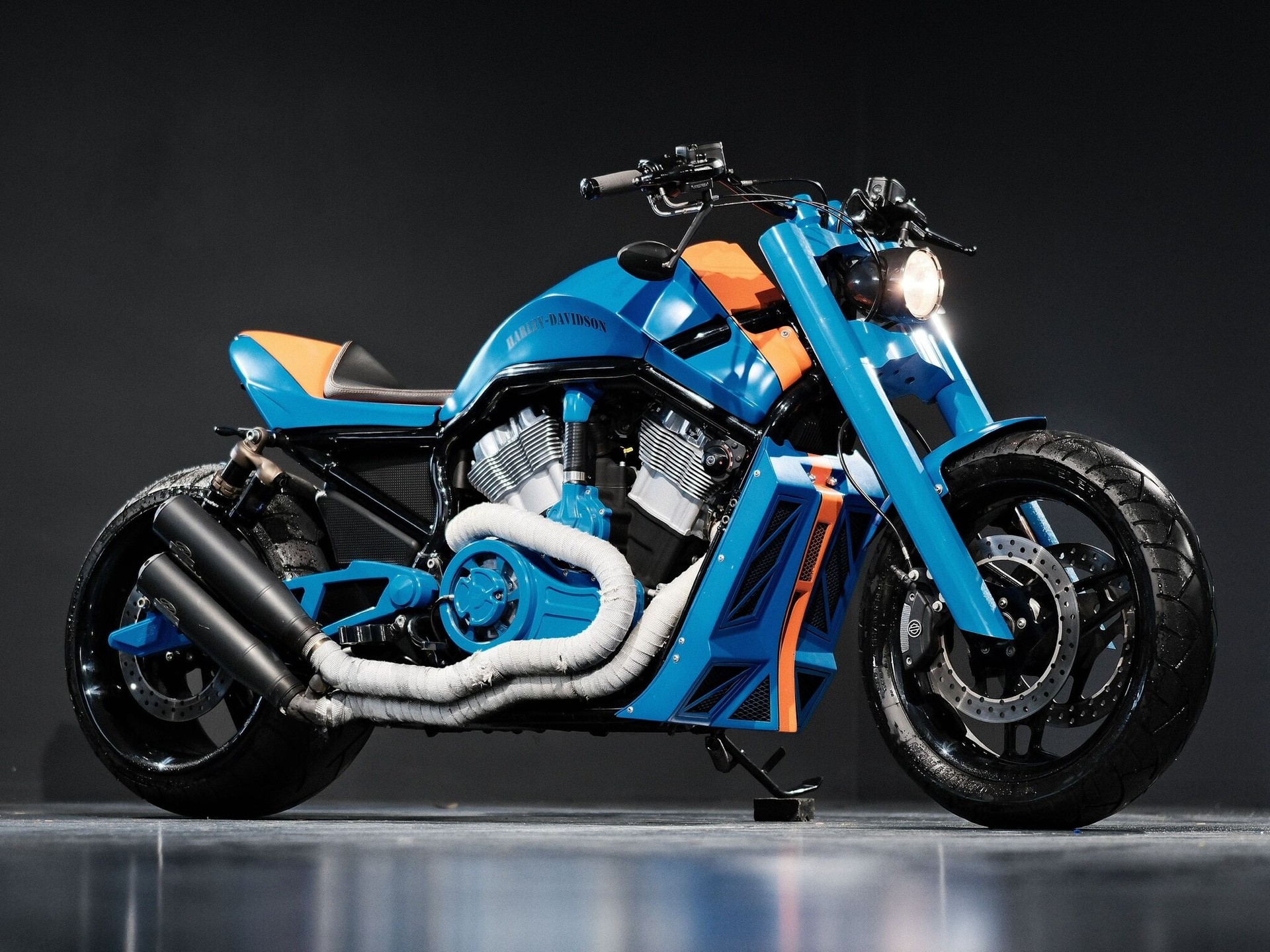 HARLEY-DAVIDSON VRSCR Street Rod NLC Custombike-image-0