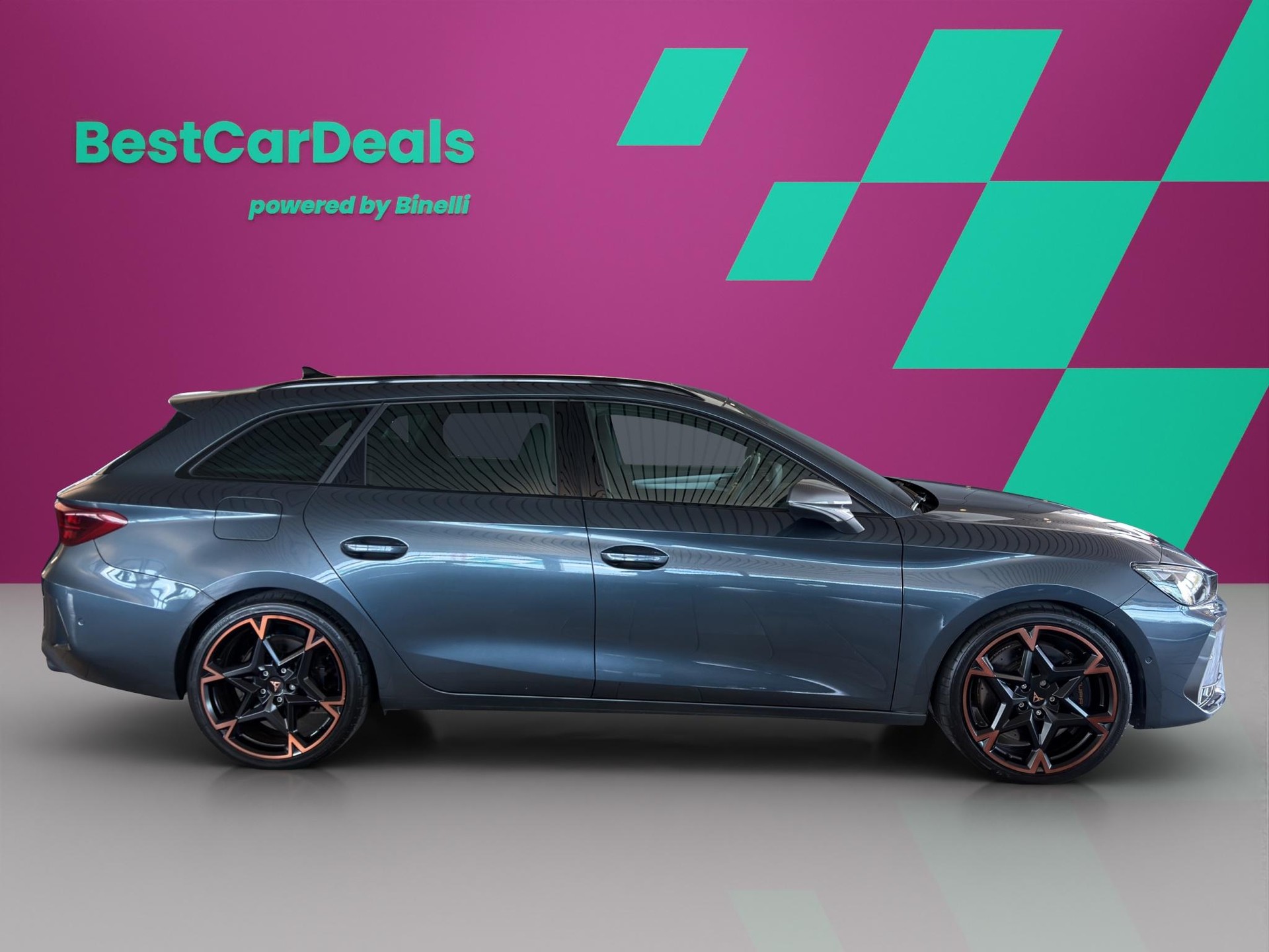 CUPRA Leon ST 2.0 TSI 333 VZ 4Drive DSG-showroom-element-1