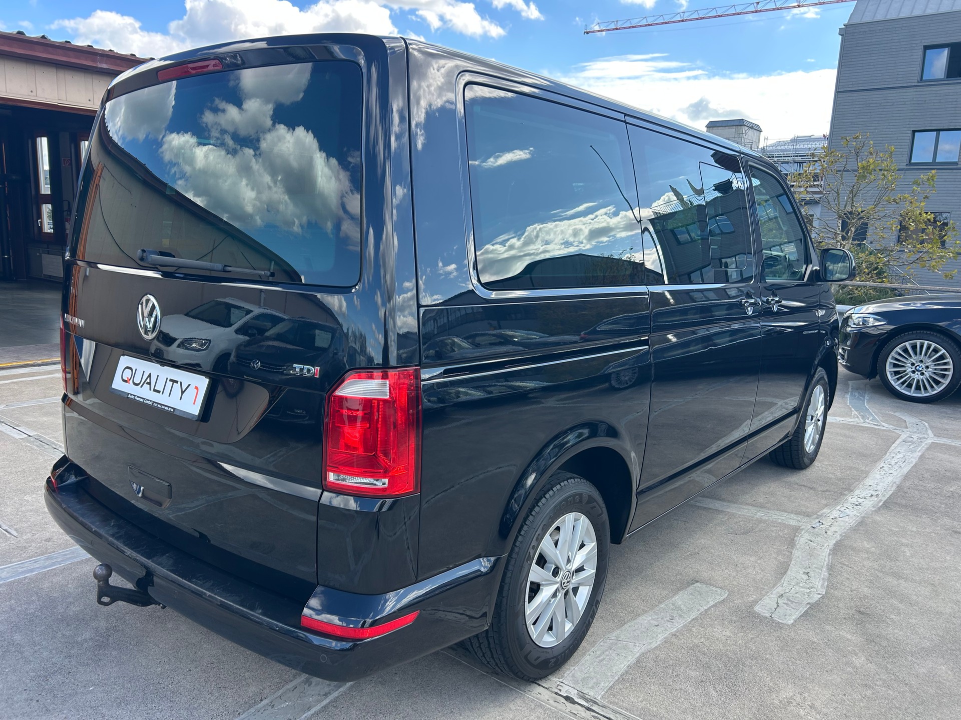 VW T6 Multivan 2.0 TDI Family Edition DSG-showroom-element-3