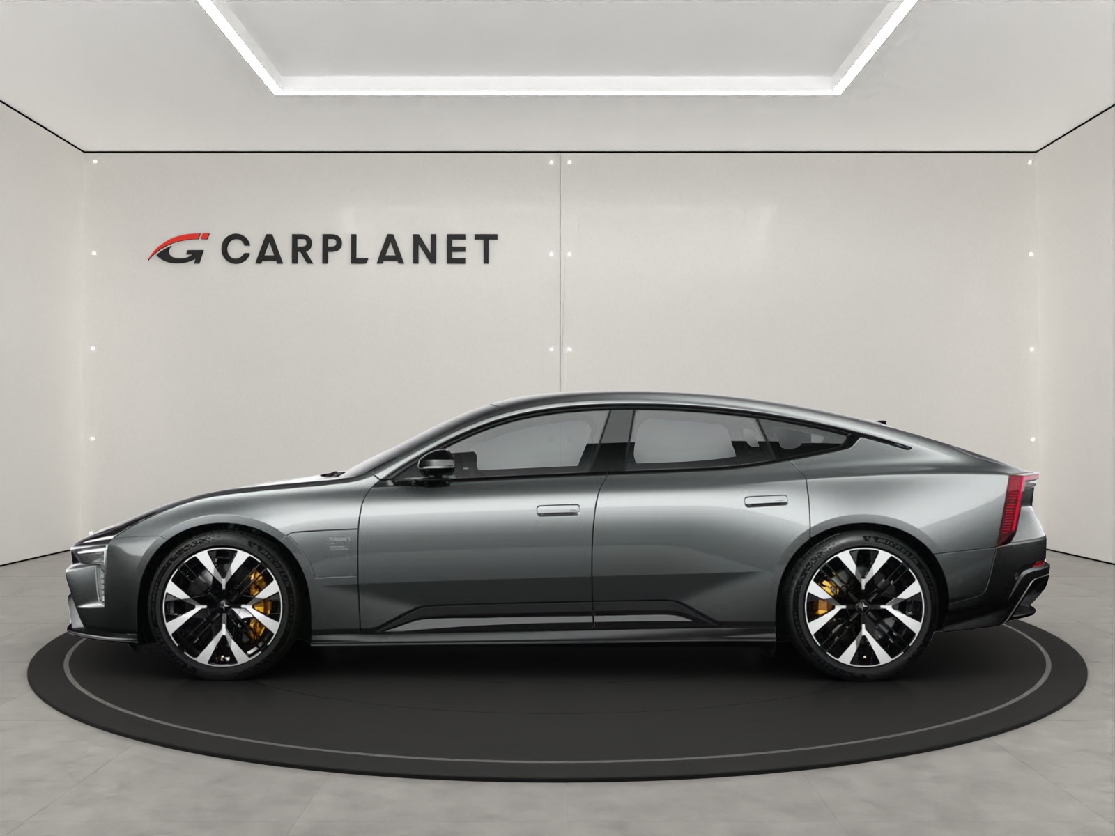 POLESTAR 5 Performance Launch Edition-showroom-element-2