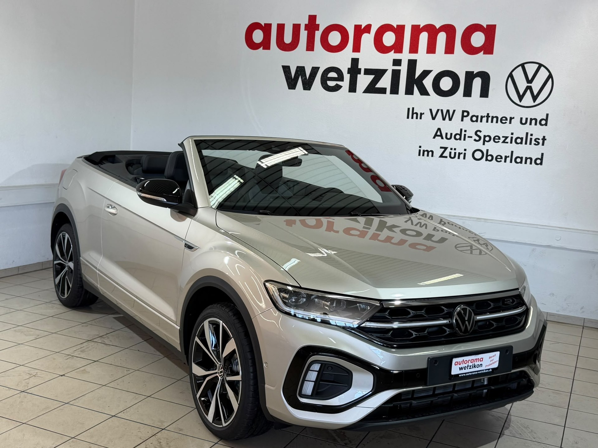 VW T-Roc Cabriolet 1.5 TSI EVO R-Line DSG-showroom-element-2