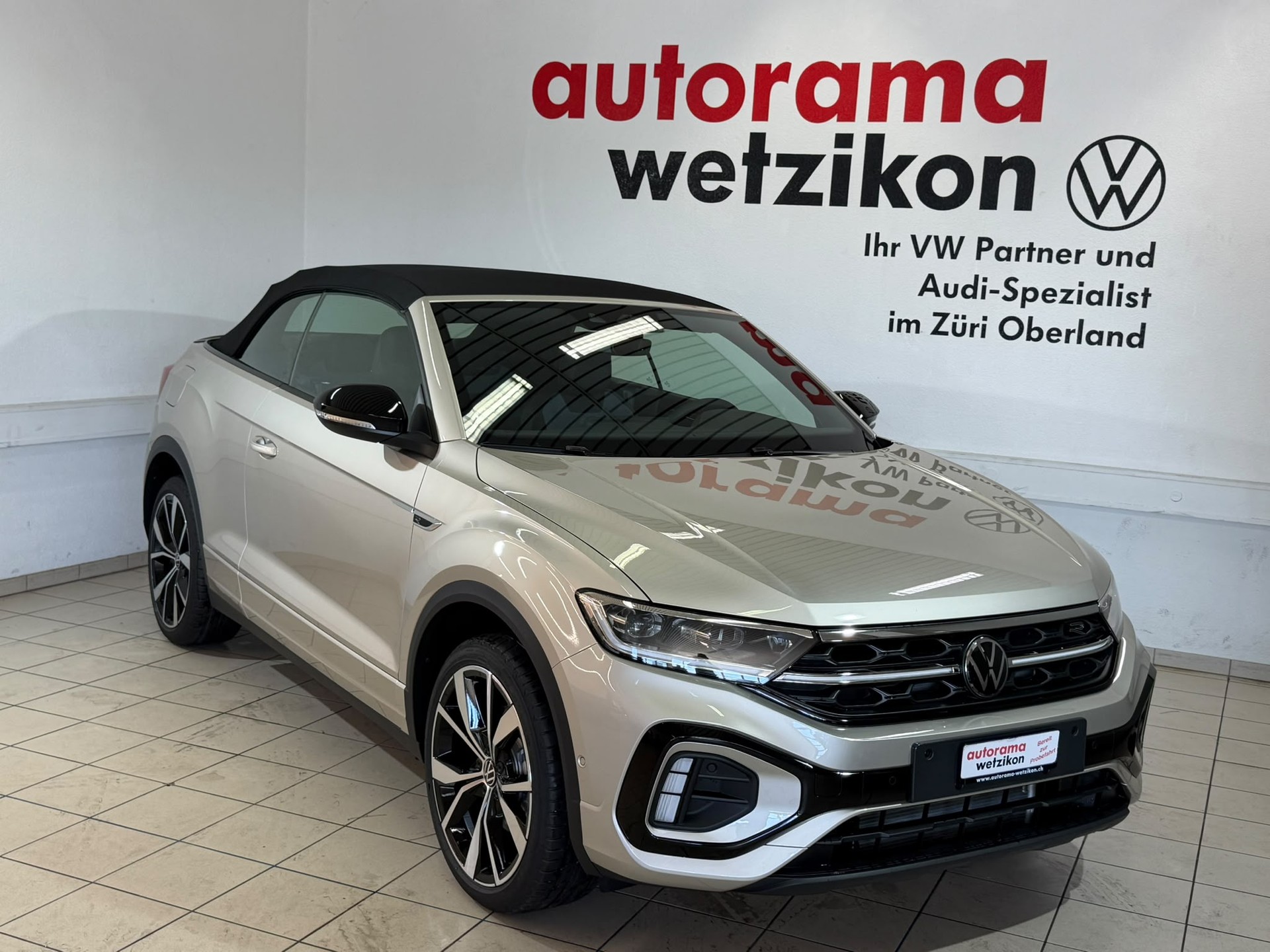 VW T-Roc Cabriolet 1.5 TSI EVO R-Line DSG-showroom-element-3