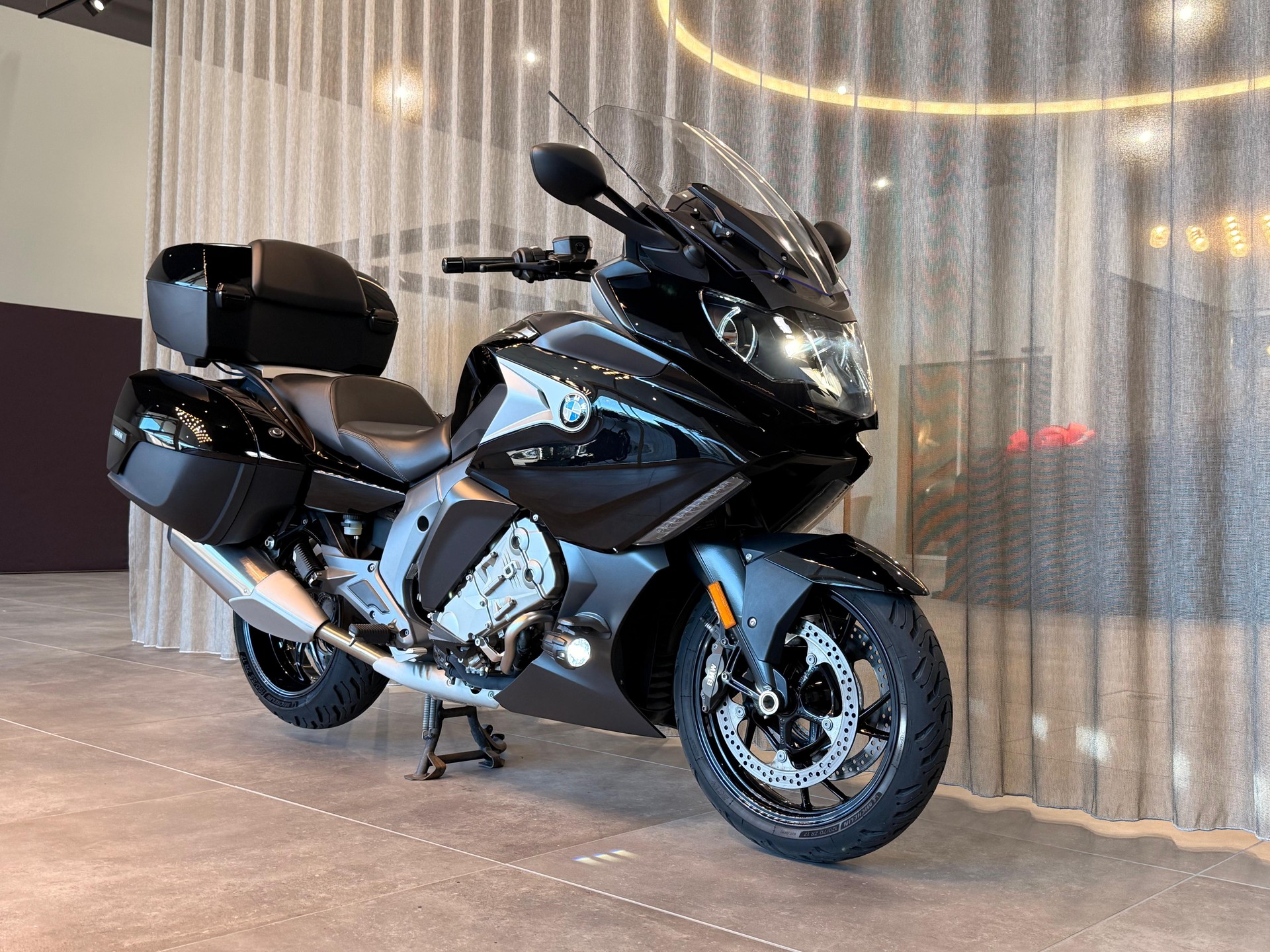 BMW K 1600 GT-image-2