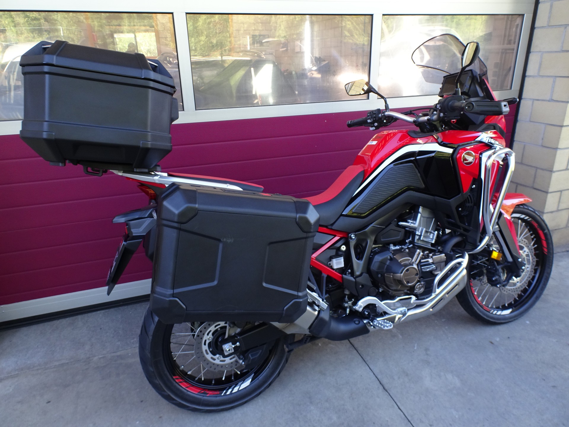 HONDA CRF 1100 DCT Africa Twin-showroom-element-3