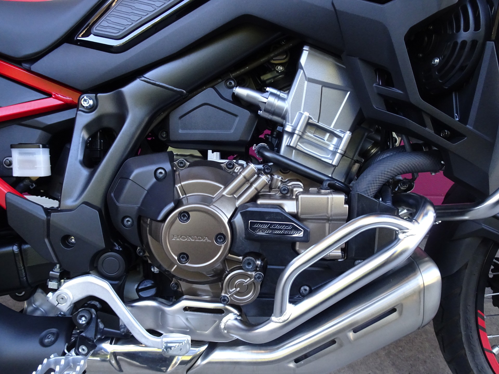 HONDA CRF 1100 DCT Africa Twin-image-9