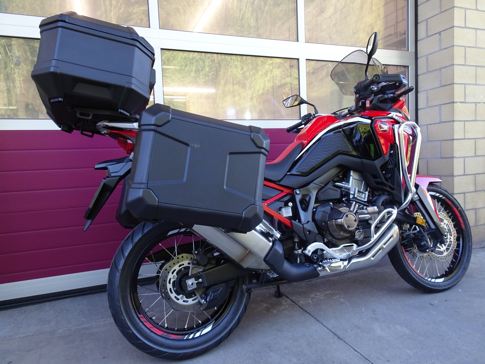 HONDA CRF 1100 DCT Africa Twin-image-8