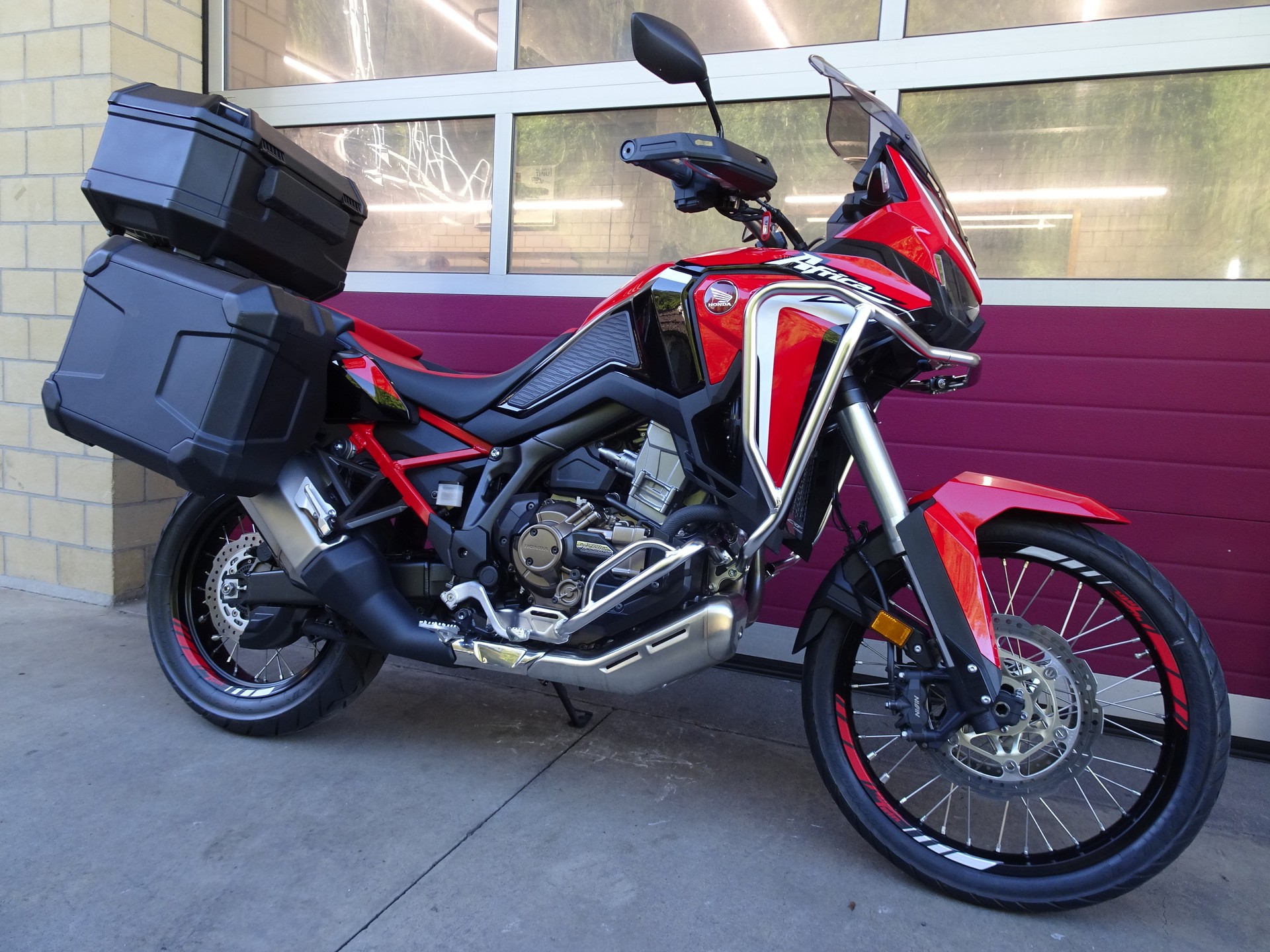 HONDA CRF 1100 DCT Africa Twin-image-10