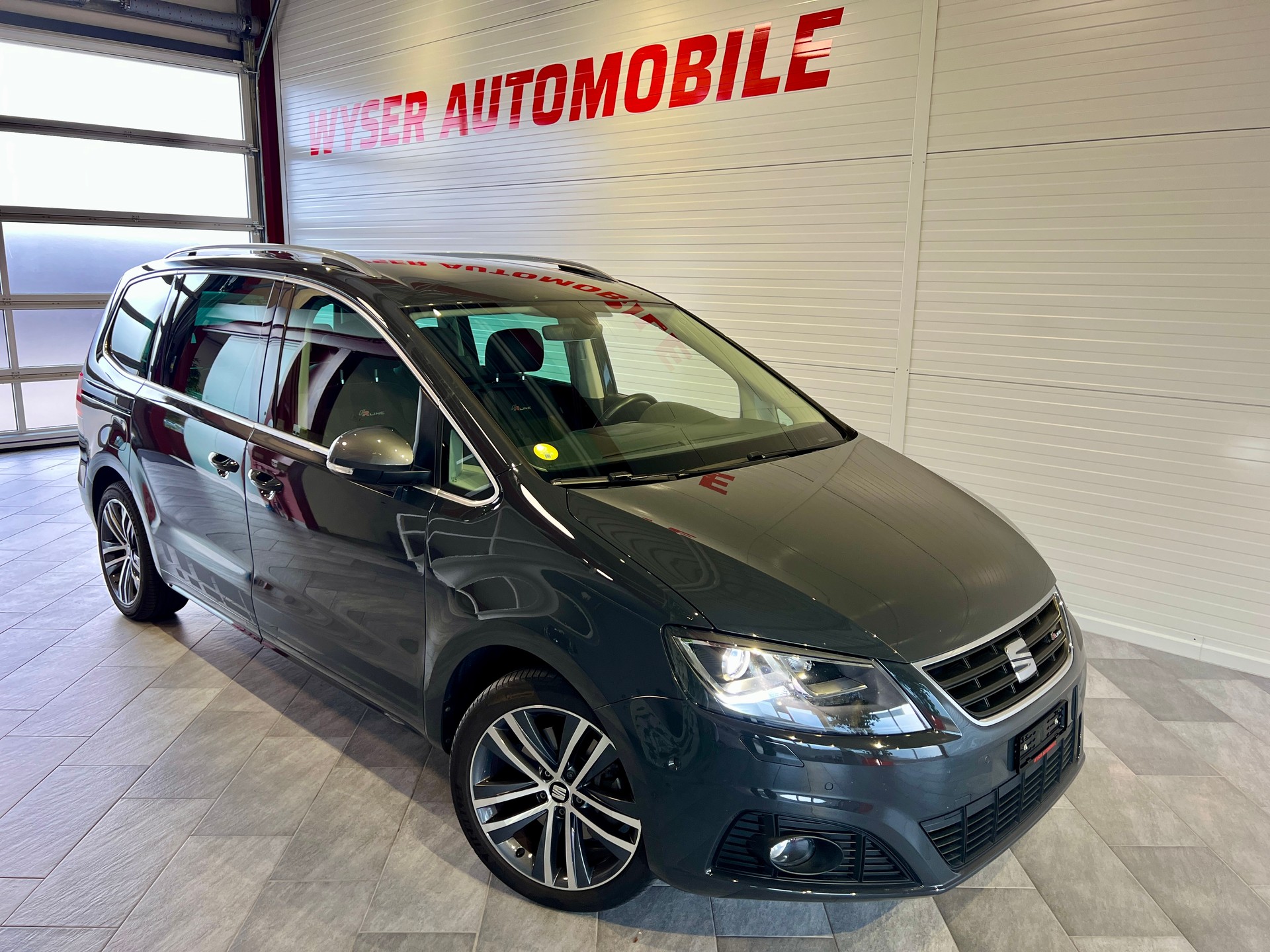 SEAT Alhambra 2.0 TDI FR Line 4Drive-showroom-element-1