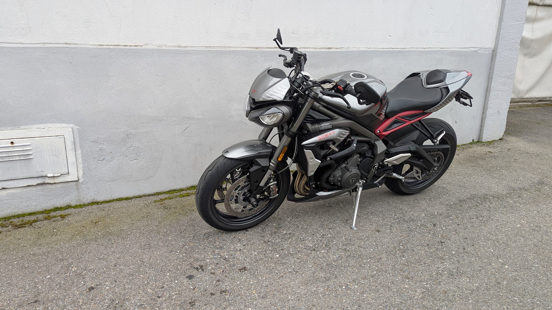 TRIUMPH Street Triple RS 765 ABS-image-4
