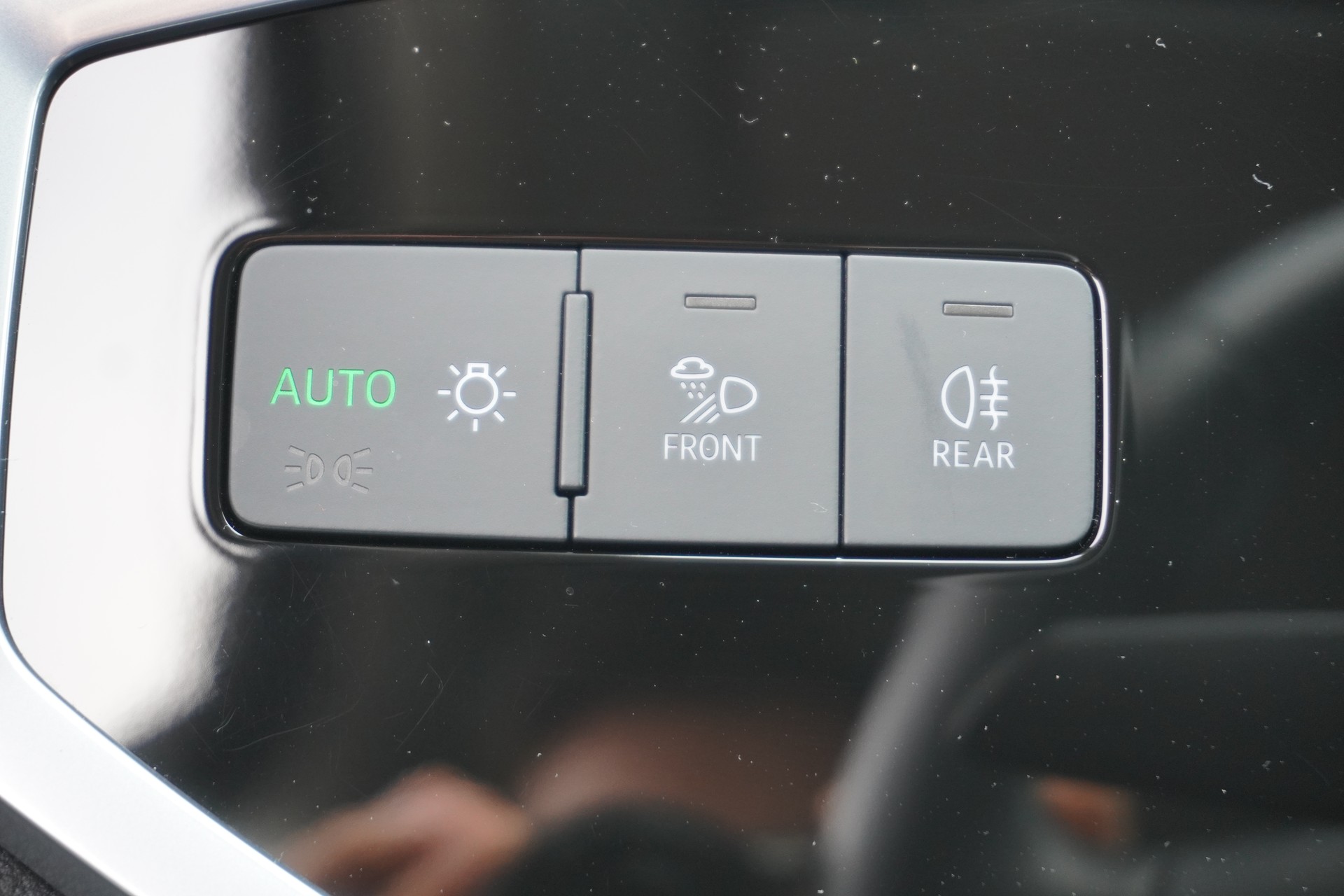 AUDI Q3 35 TFSI Attraction S-tronic-image-38