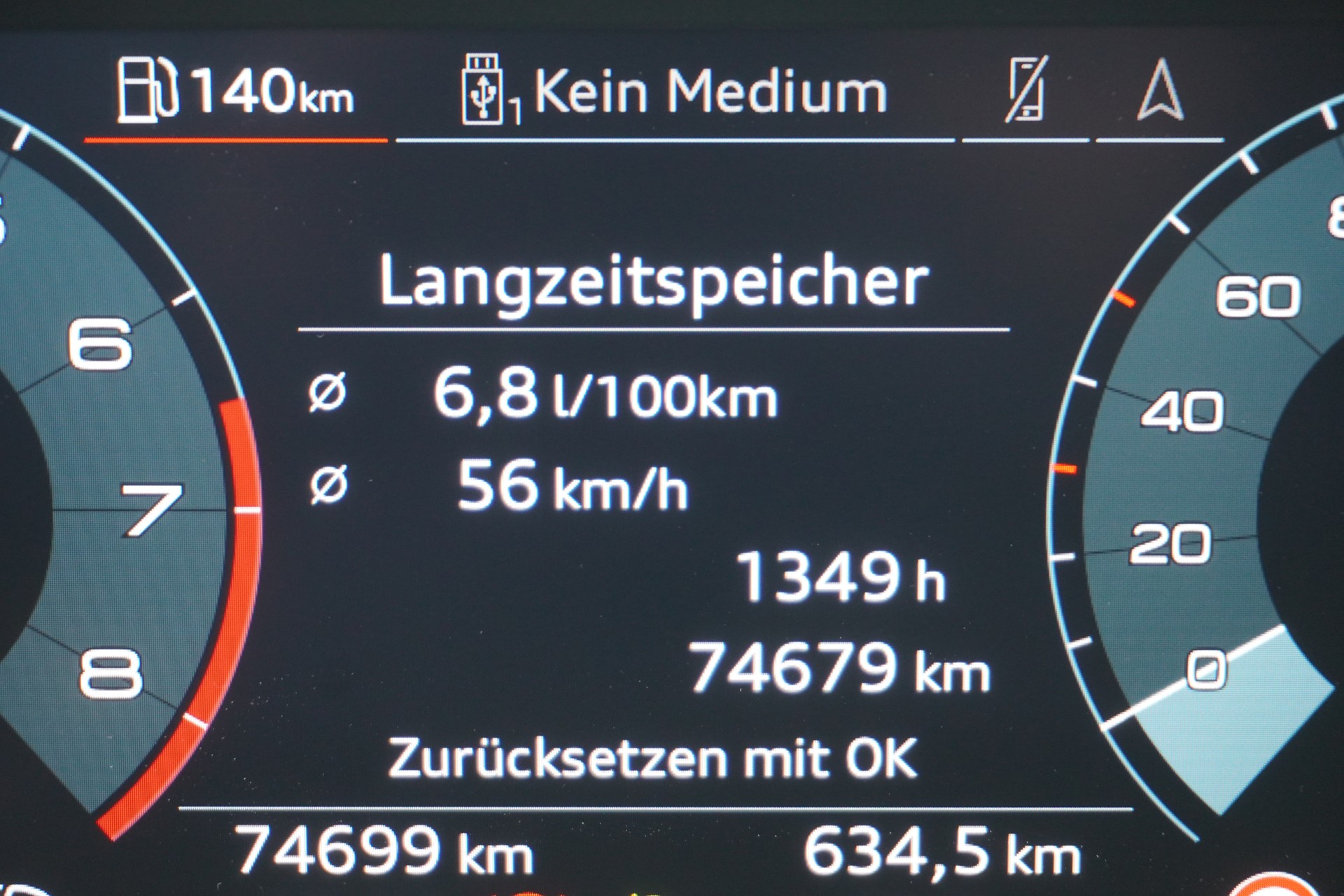 AUDI Q3 35 TFSI Attraction S-tronic-image-34