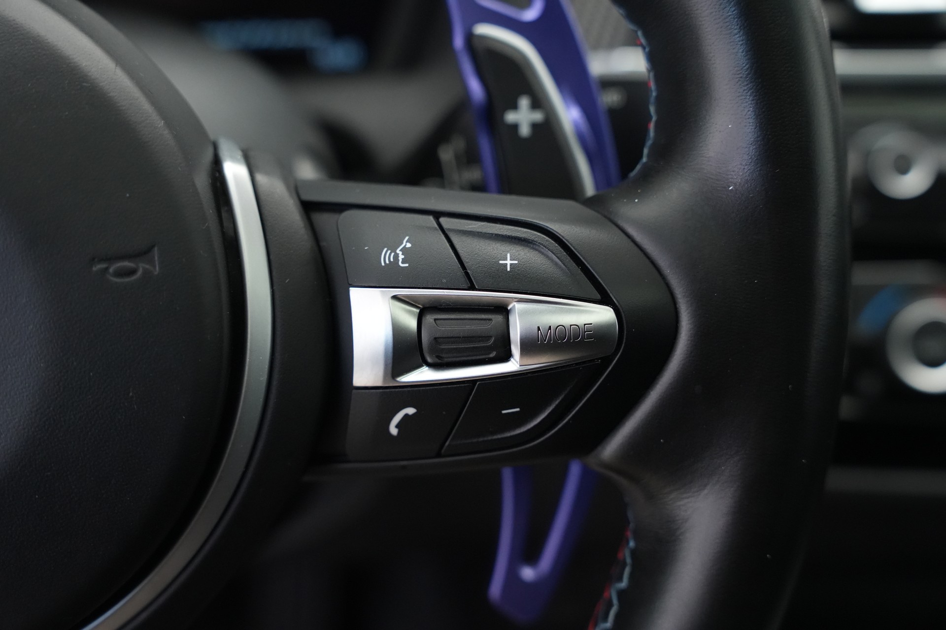 BMW M2 Competition Drivelogic *CH-Fahrzeug* *Carbon* *Harman/Kardon*-image-20