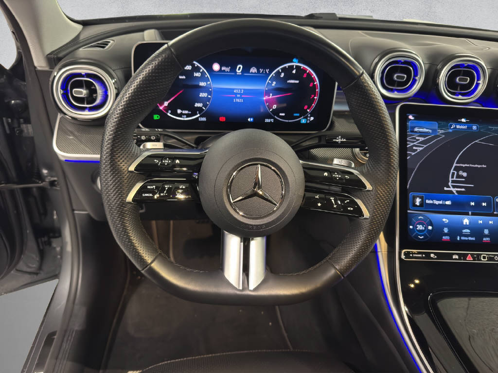 MERCEDES-BENZ C 200 AMG Line 4Matic T-Modell-image-12