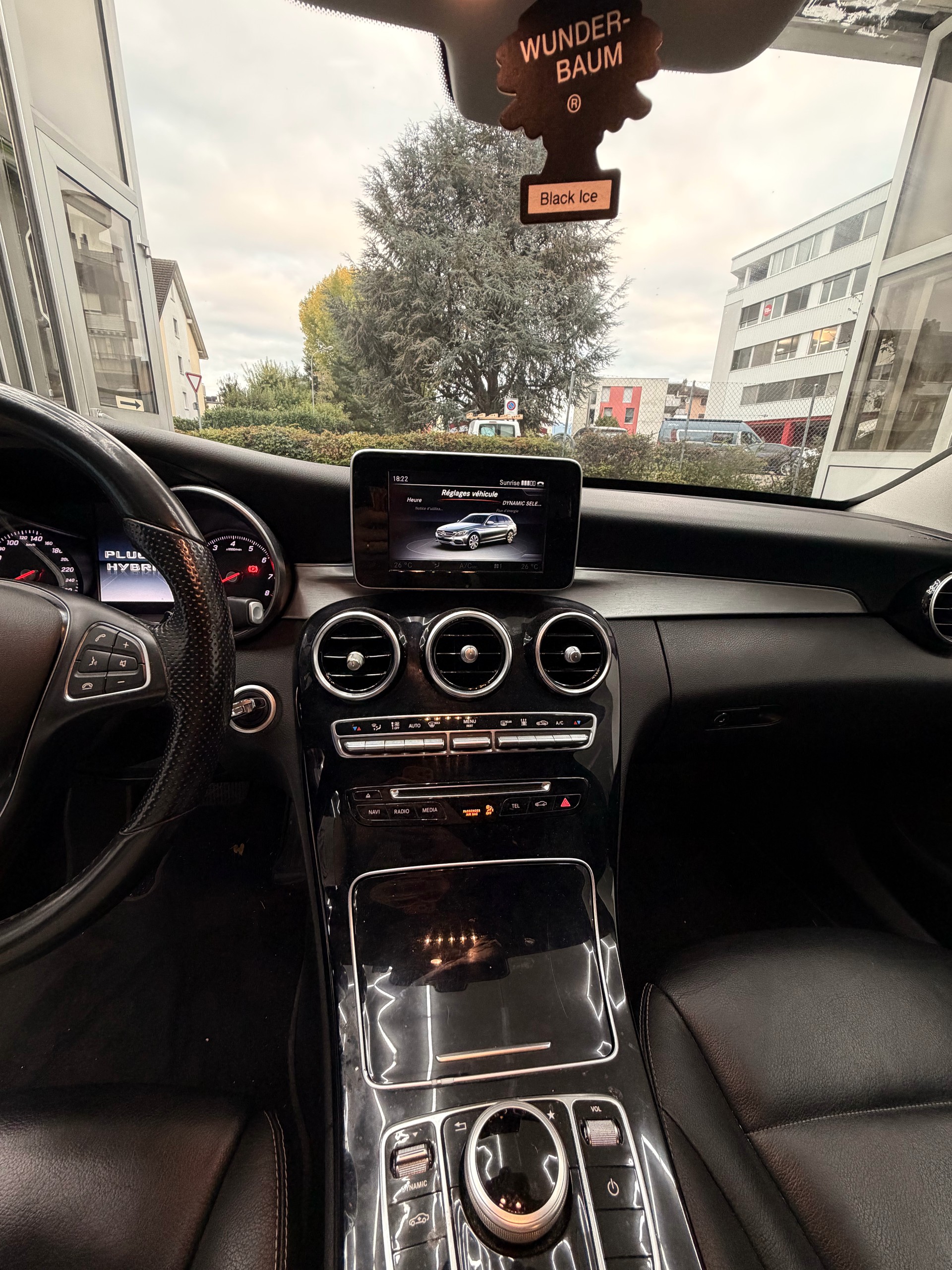 MERCEDES-BENZ C 350 e 7G-Tronic-image-9