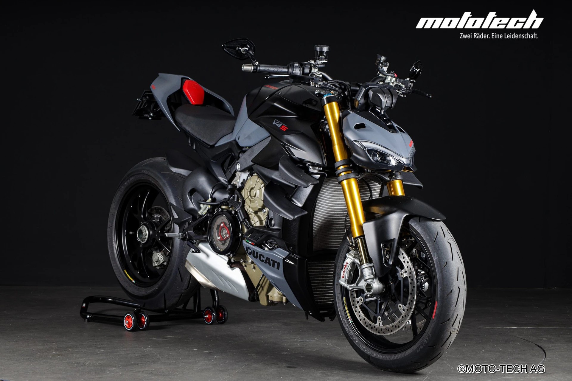 DUCATI Streetfighter V4 S-image-0
