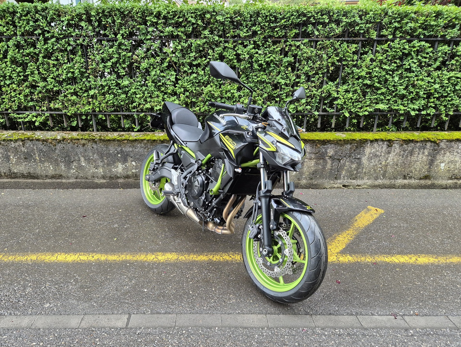 KAWASAKI Z 650-image-5