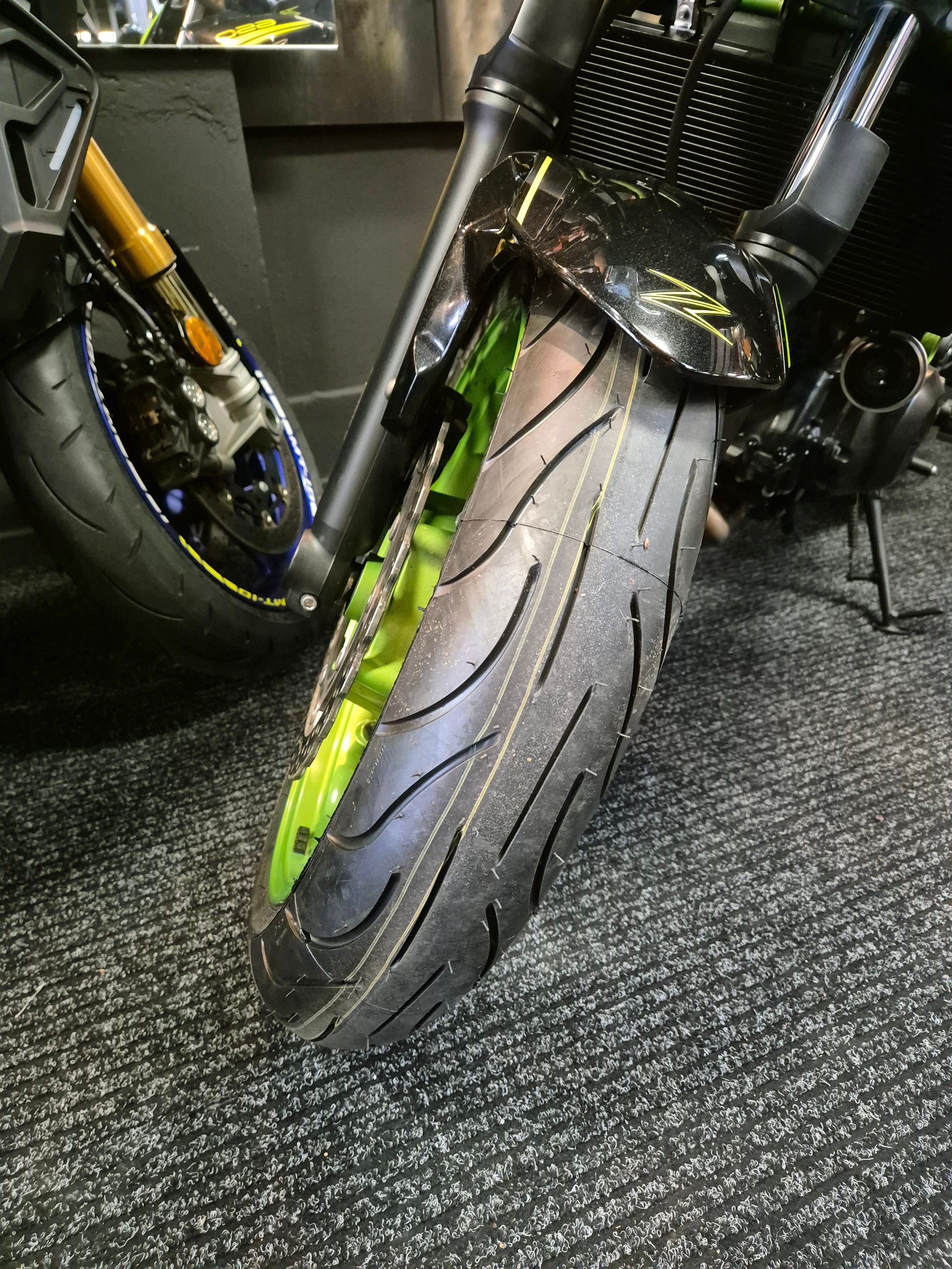 KAWASAKI Z 650-image-15