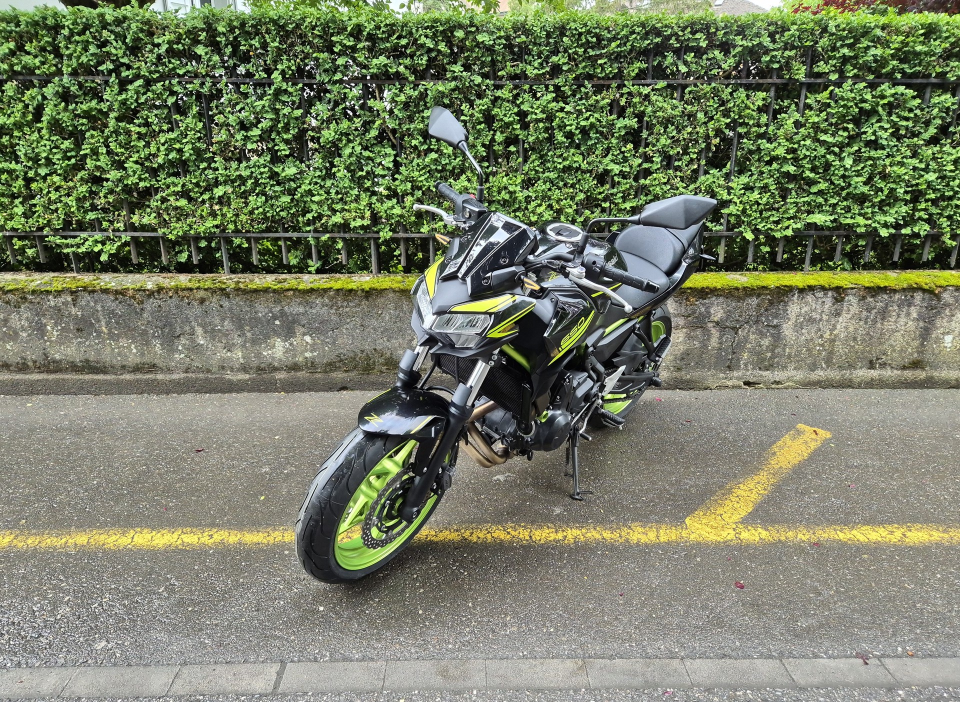 KAWASAKI Z 650-image-4