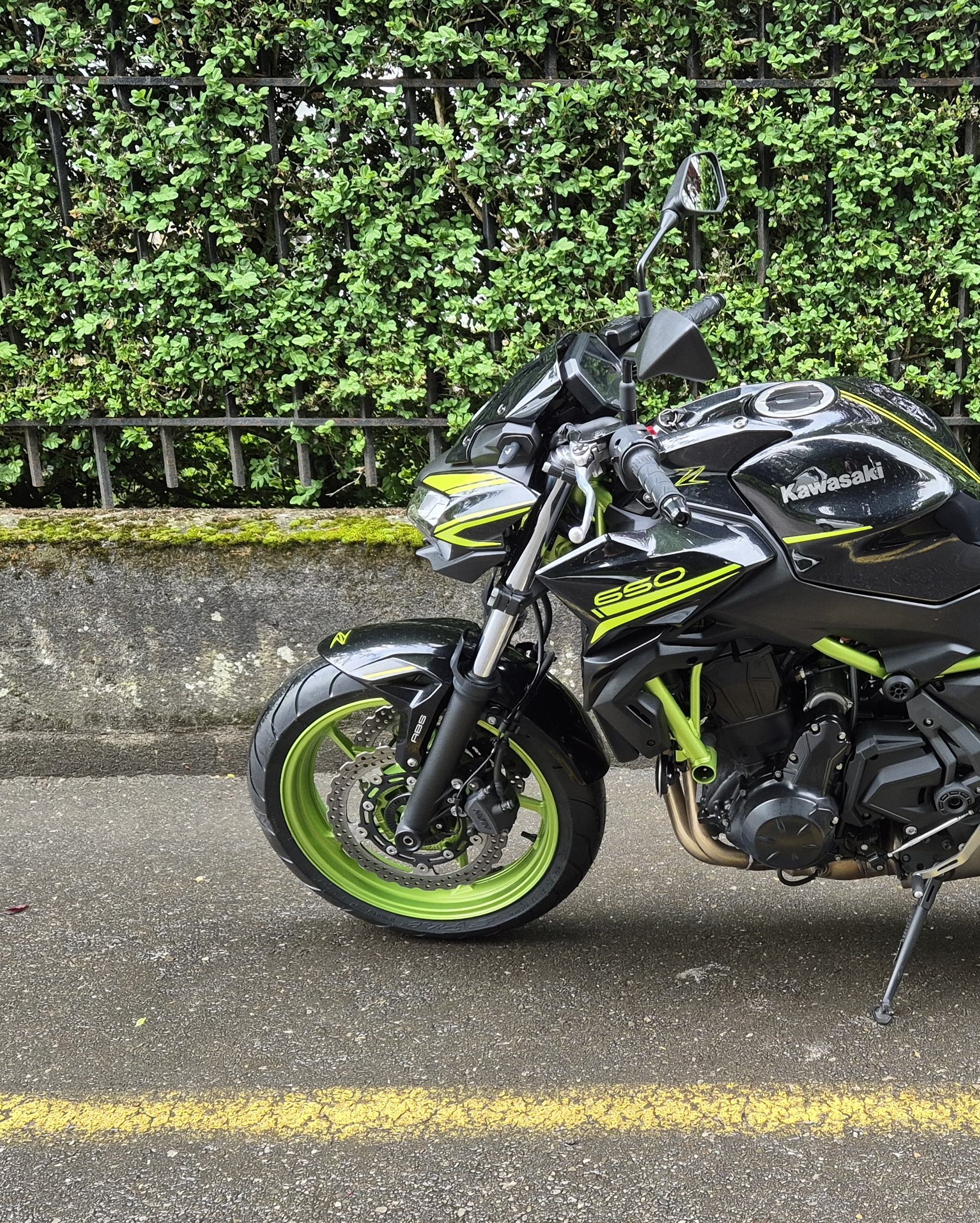 KAWASAKI Z 650-image-12