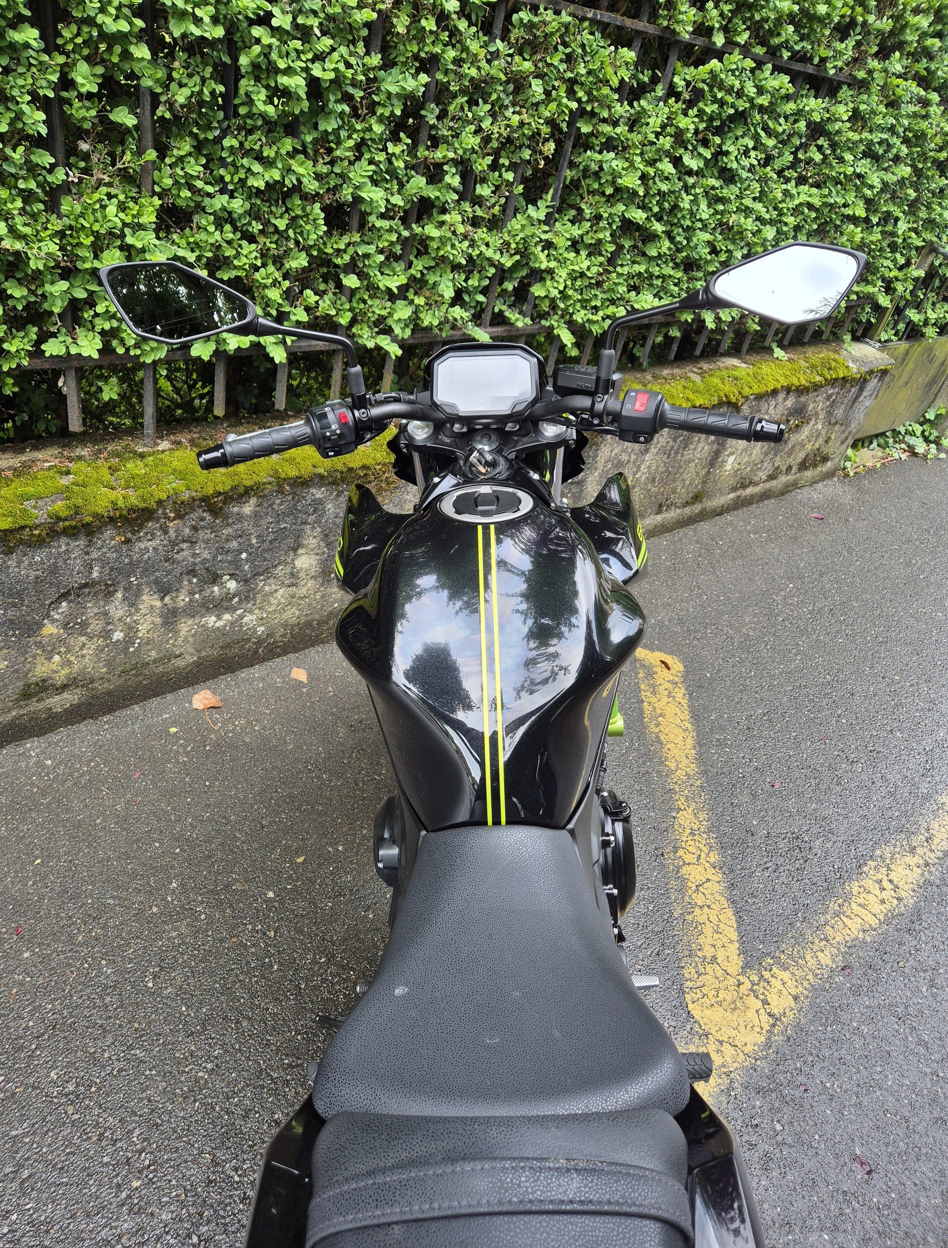 KAWASAKI Z 650-image-8