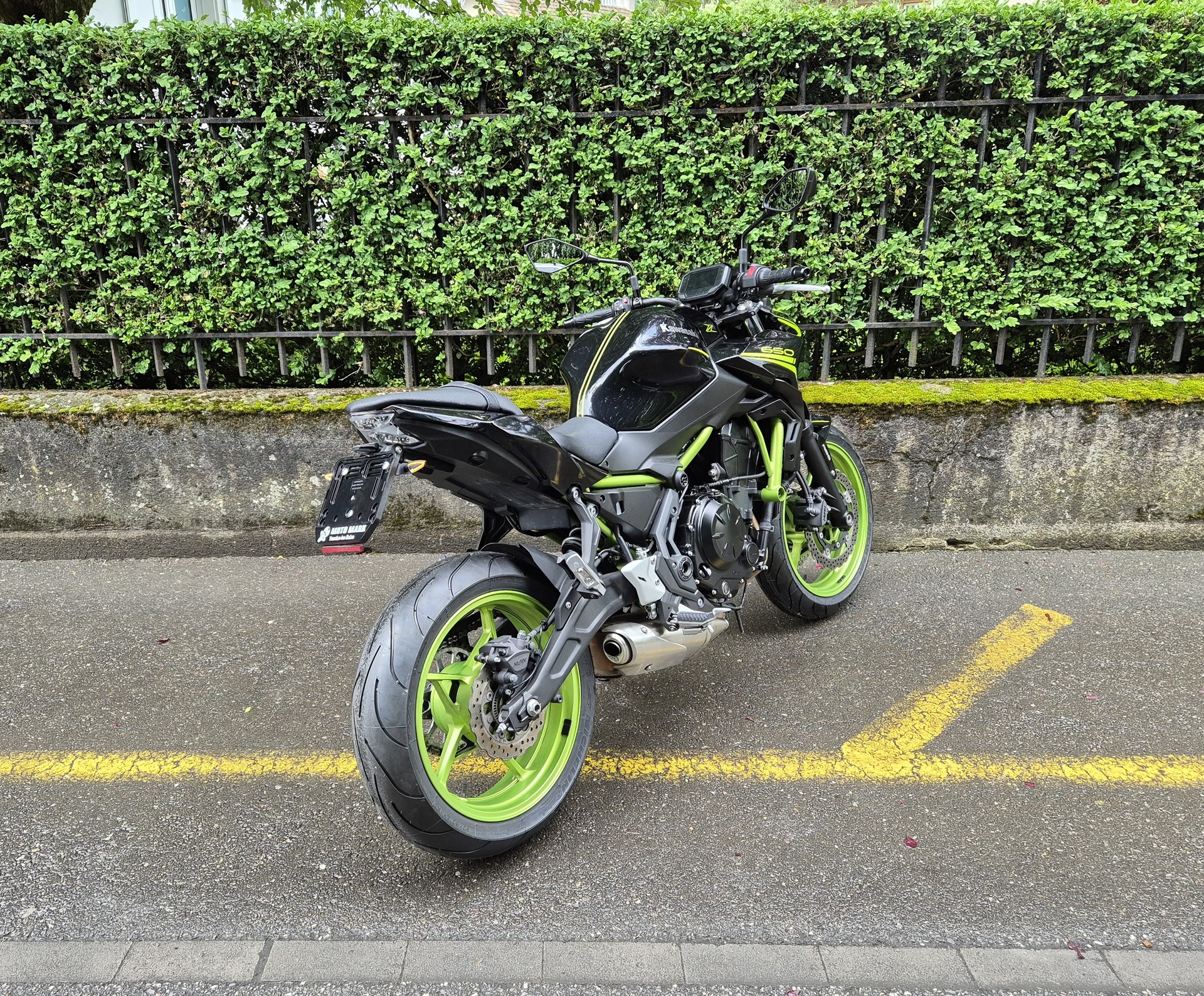 KAWASAKI Z 650-image-2