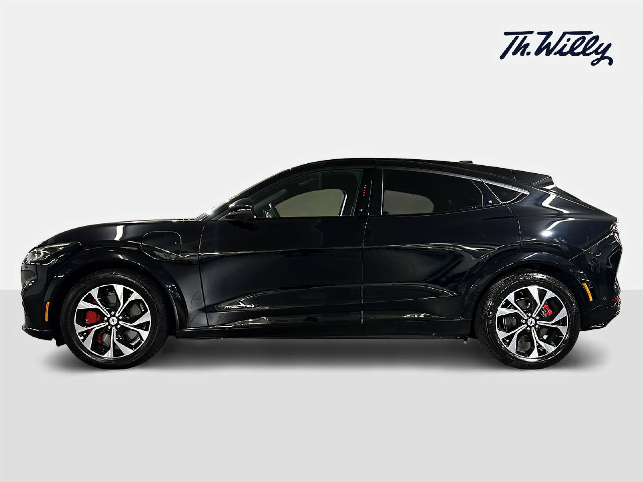 FORD Mustang Mach-E Premium AWD-showroom-element-1