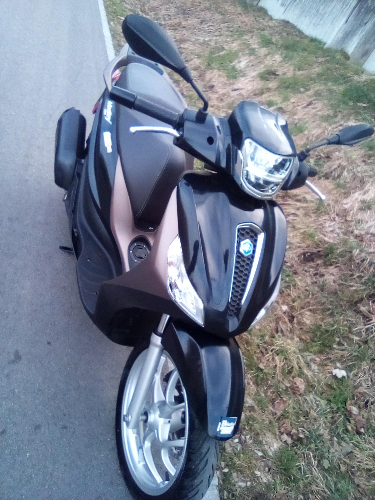 PIAGGIO Medley 125 iGet Special Edition ABS-image-0