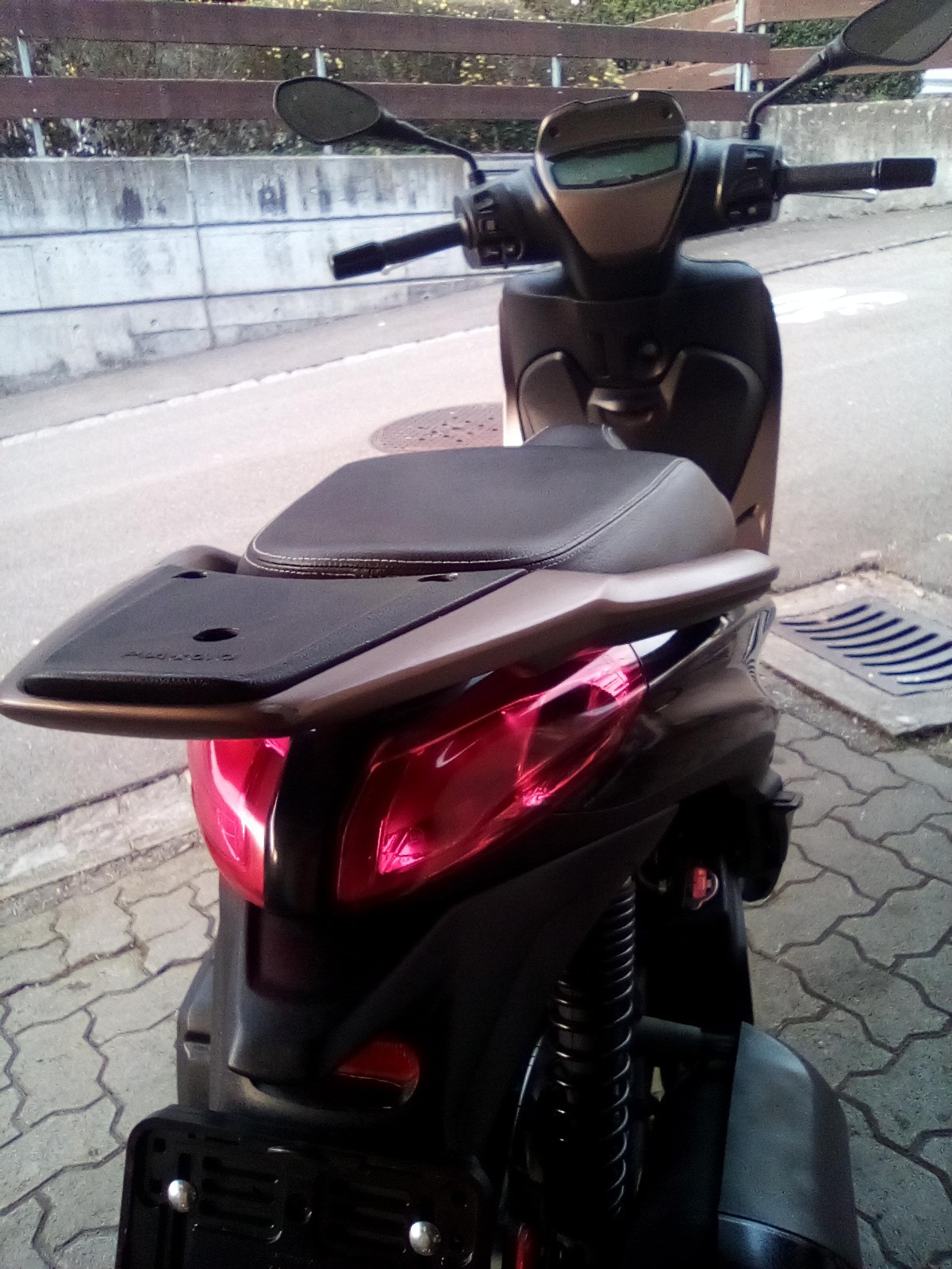 PIAGGIO Medley 125 iGet Special Edition ABS-image-2