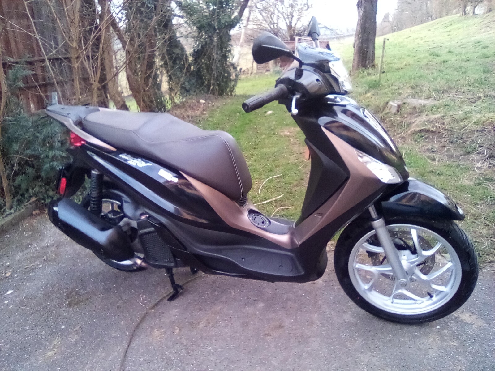 PIAGGIO Medley 125 iGet Special Edition ABS-image-3