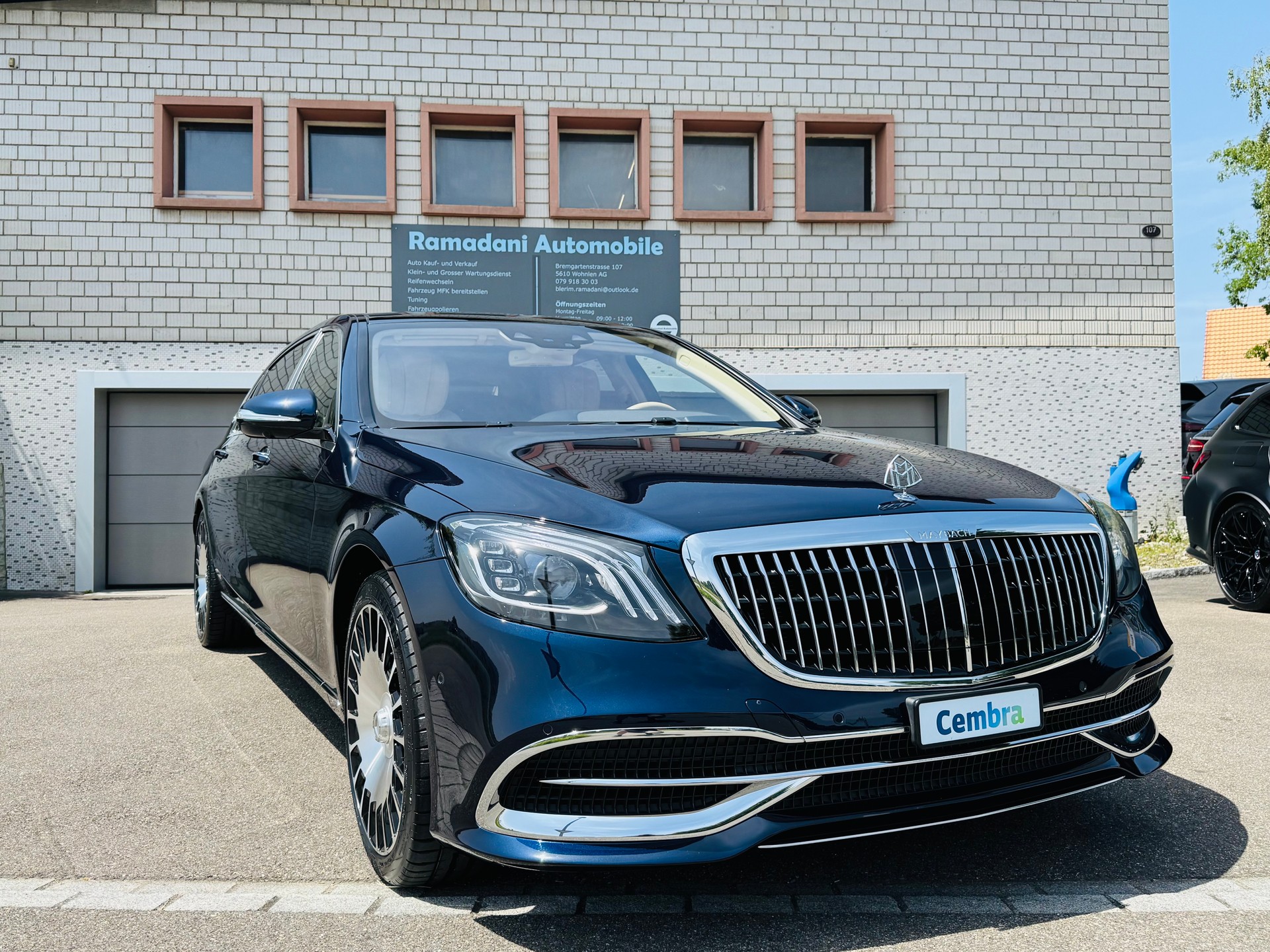 MERCEDES-BENZ S 560 Maybach Exclusive 4Matic 9G-Tronic First Class-showroom-element-1