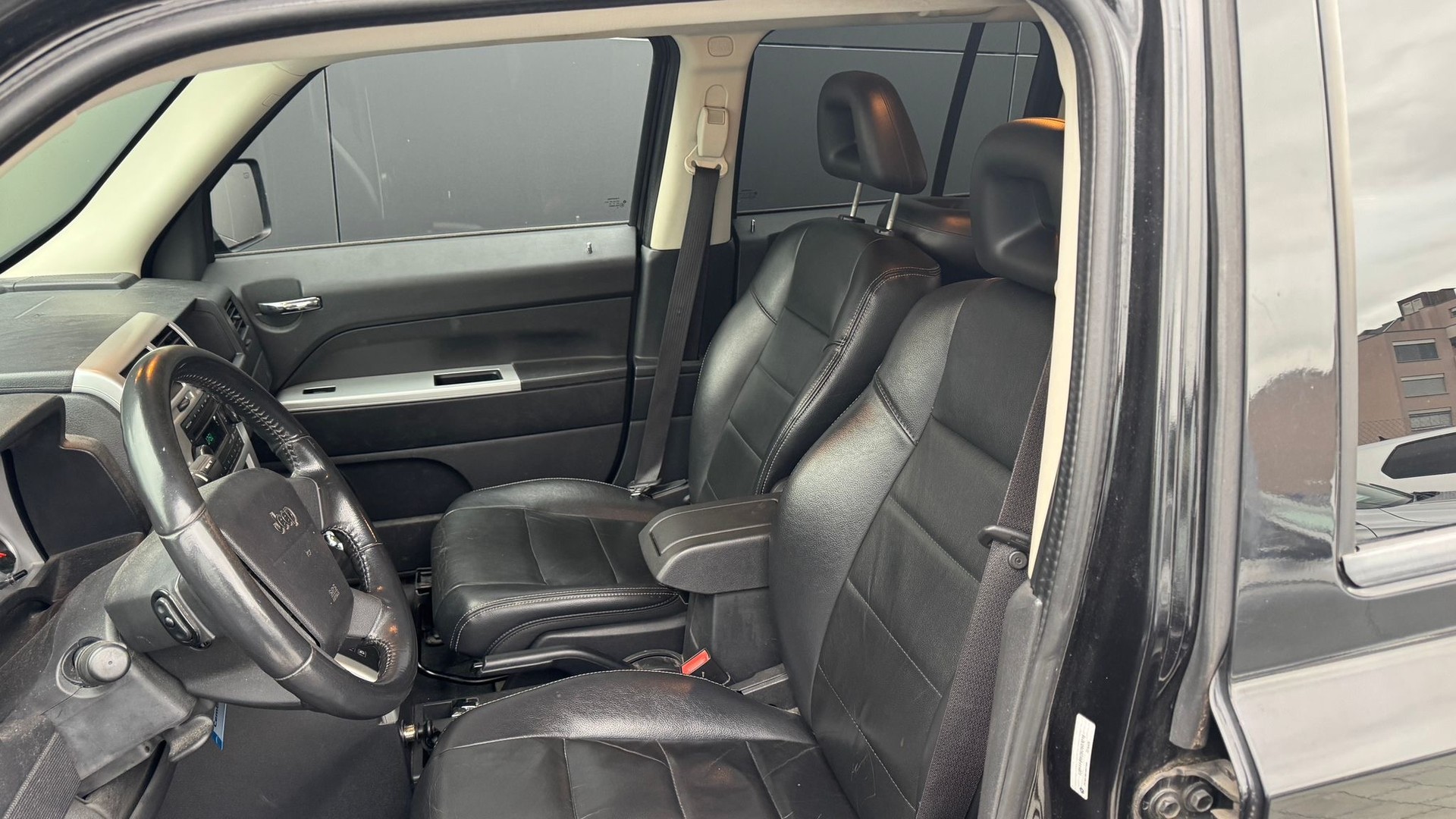 JEEP Patriot 2.4 Limited CVT-image-5