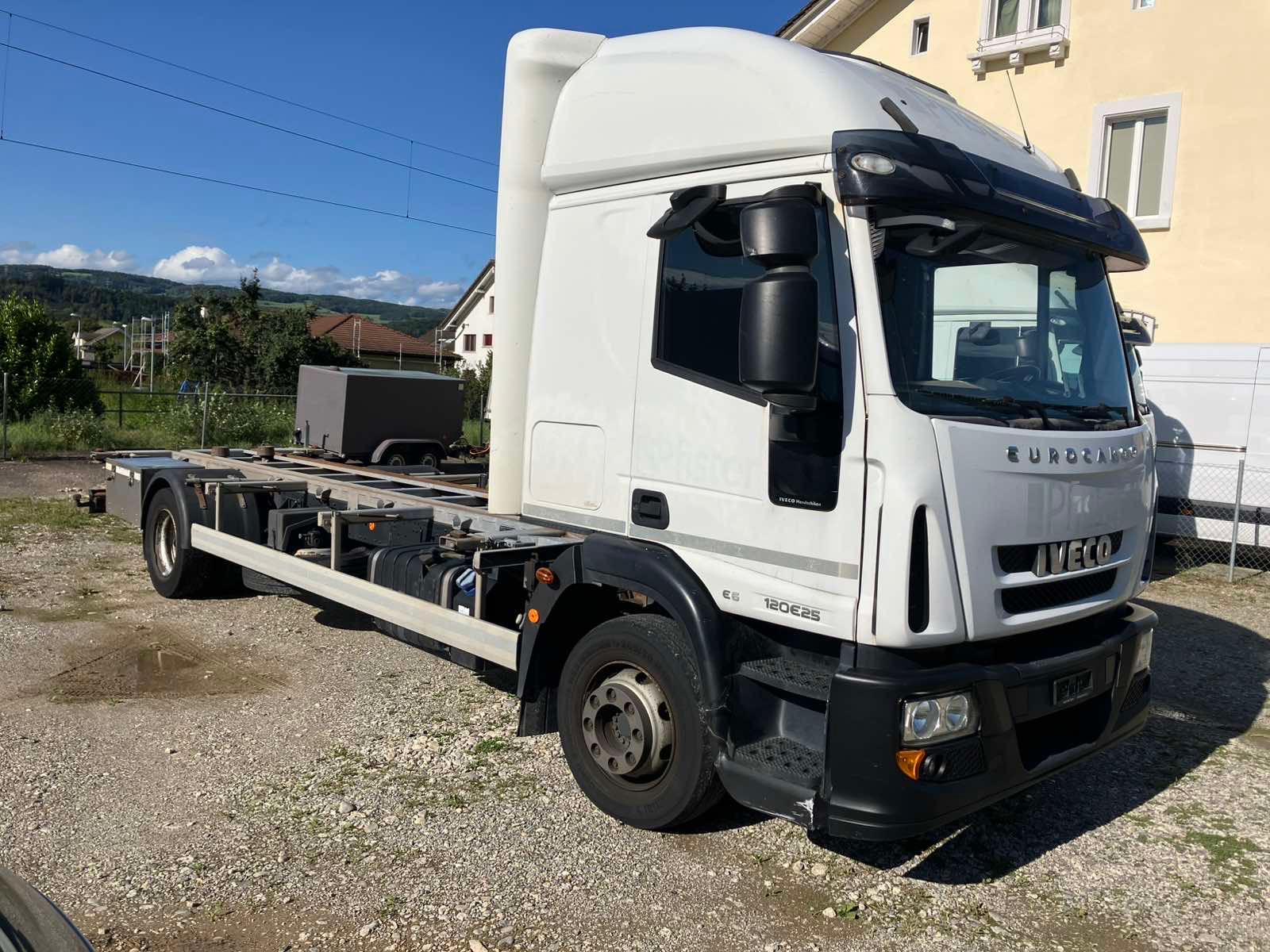 IVECO EUROCARGO-image-1
