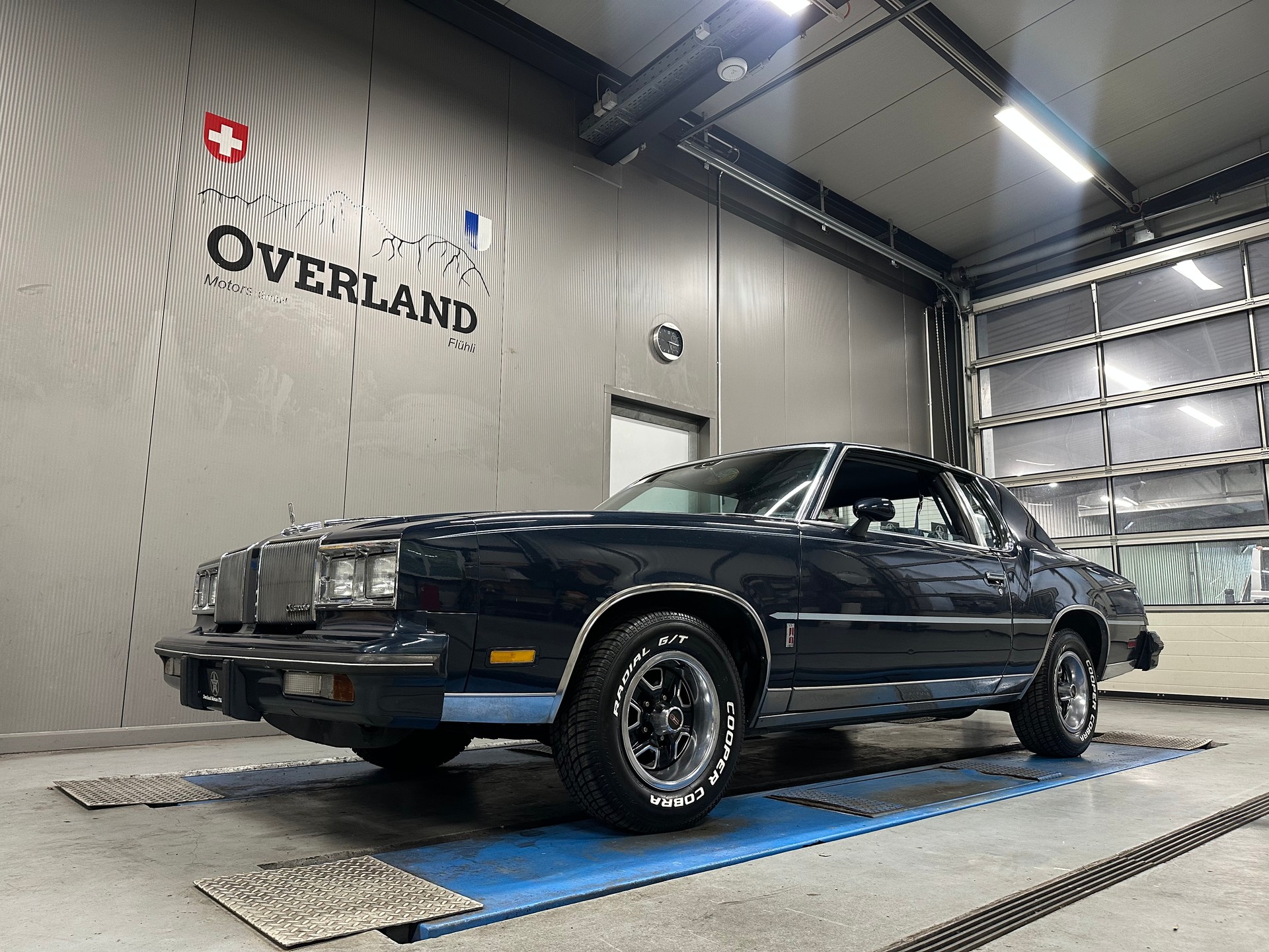 OLDSMOBILE 5.0 V8