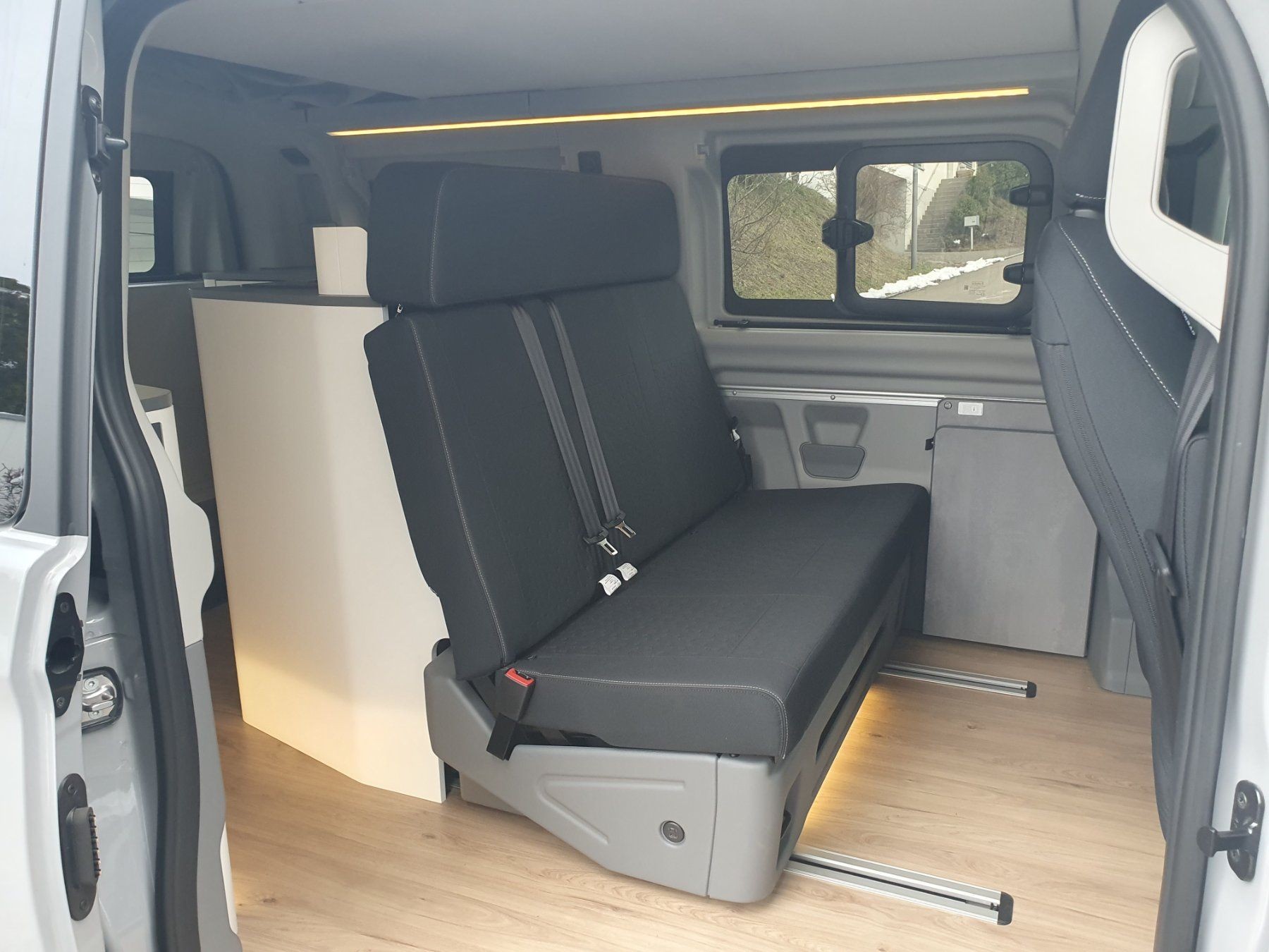 FORD Westfalia Nugget-image-1