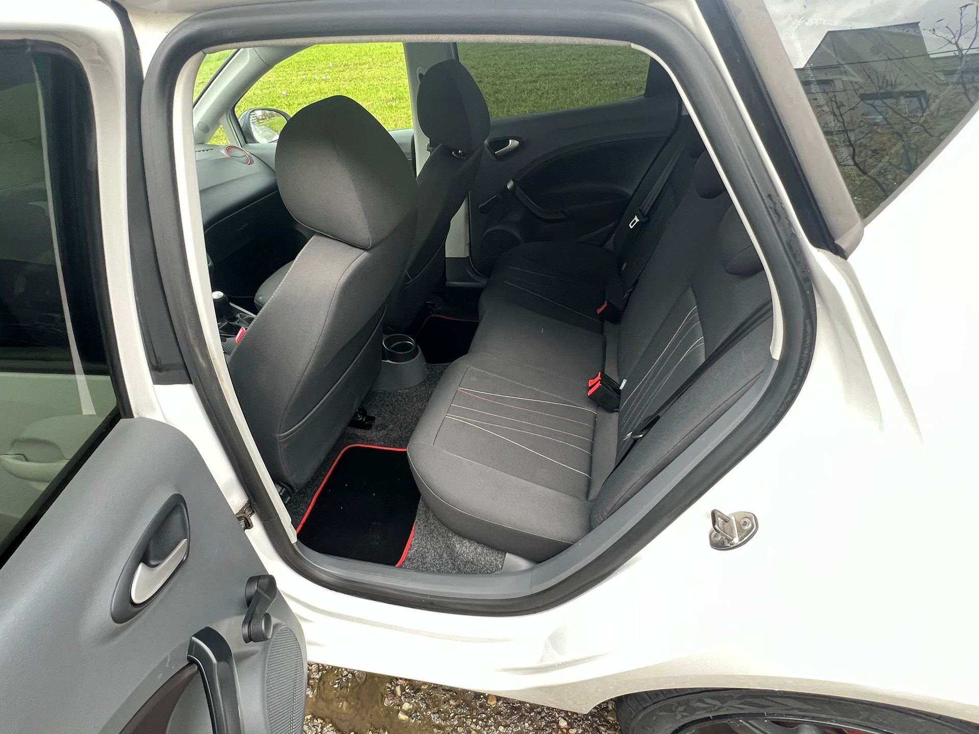 SEAT Ibiza 1.2 COPA Reference Frisch ab MFK 22.10.2025-image-9