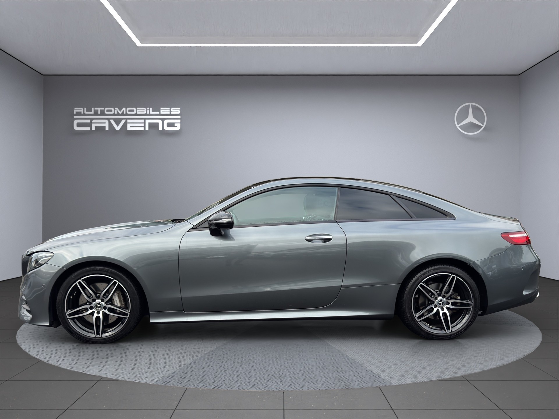 MERCEDES-BENZ E 350 d Coupé AMG Line 4 Matic 9G-Tronic-showroom-element-1