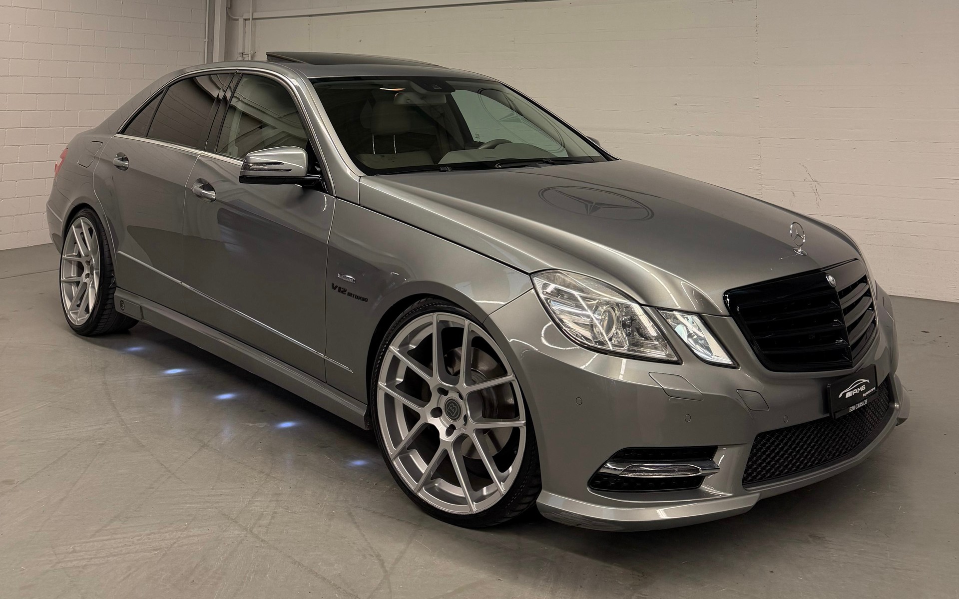 MERCEDES-BENZ E 350 CDI ( Limited Grey Black Brabus Bodykit ) BlueEfficiency 7G-Tronic-image-4