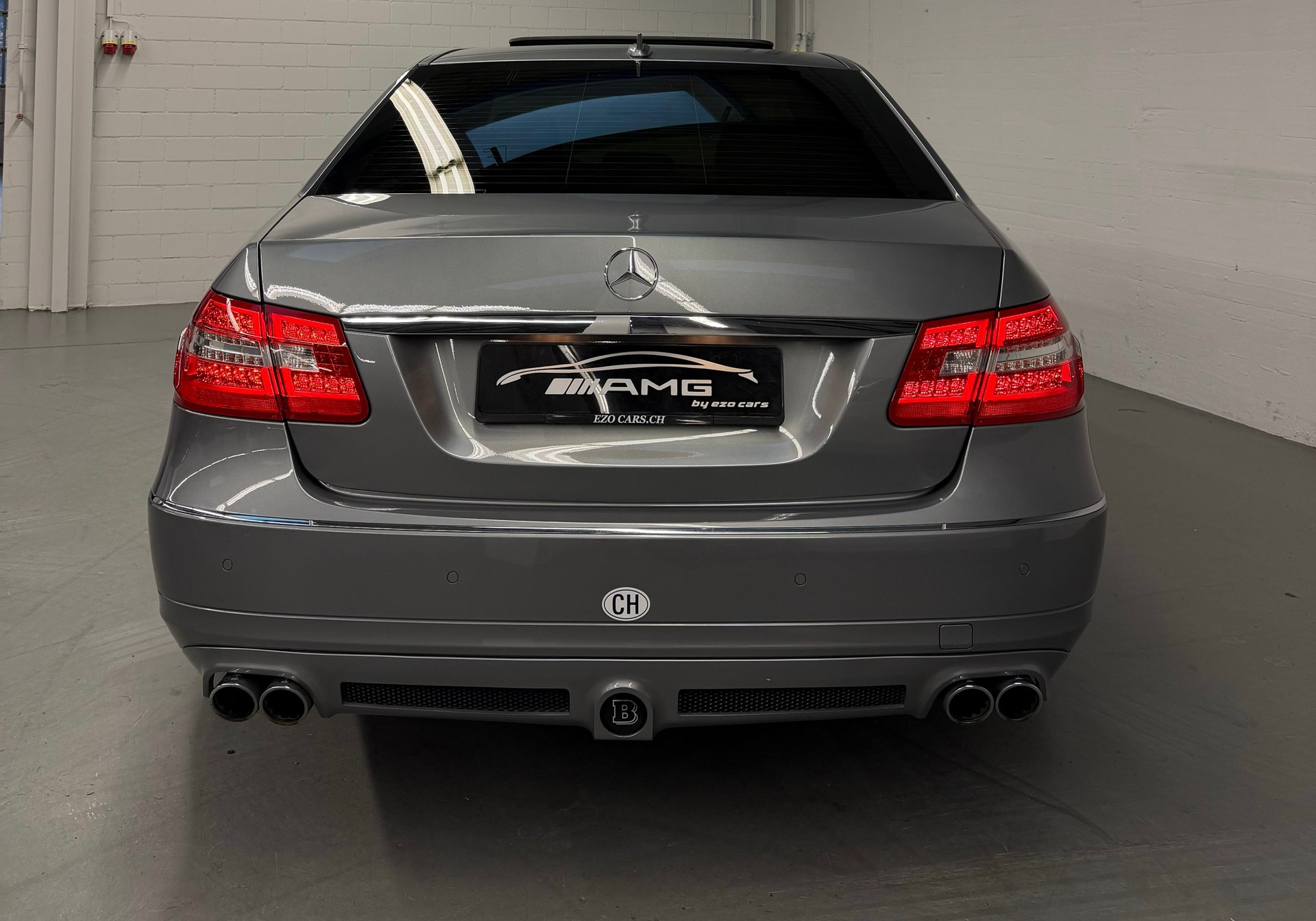 MERCEDES-BENZ E 350 CDI ( Limited Grey Black Brabus Bodykit ) BlueEfficiency 7G-Tronic-image-10