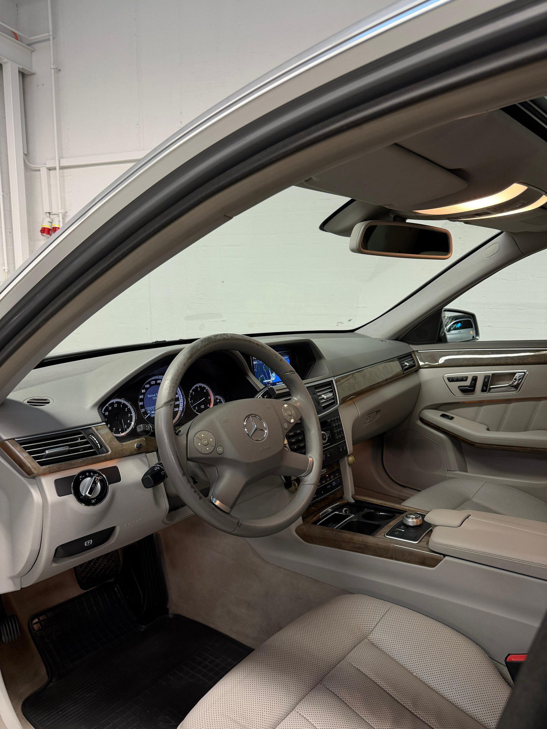 MERCEDES-BENZ E 350 CDI ( Limited Grey Black Brabus Bodykit ) BlueEfficiency 7G-Tronic-image-15