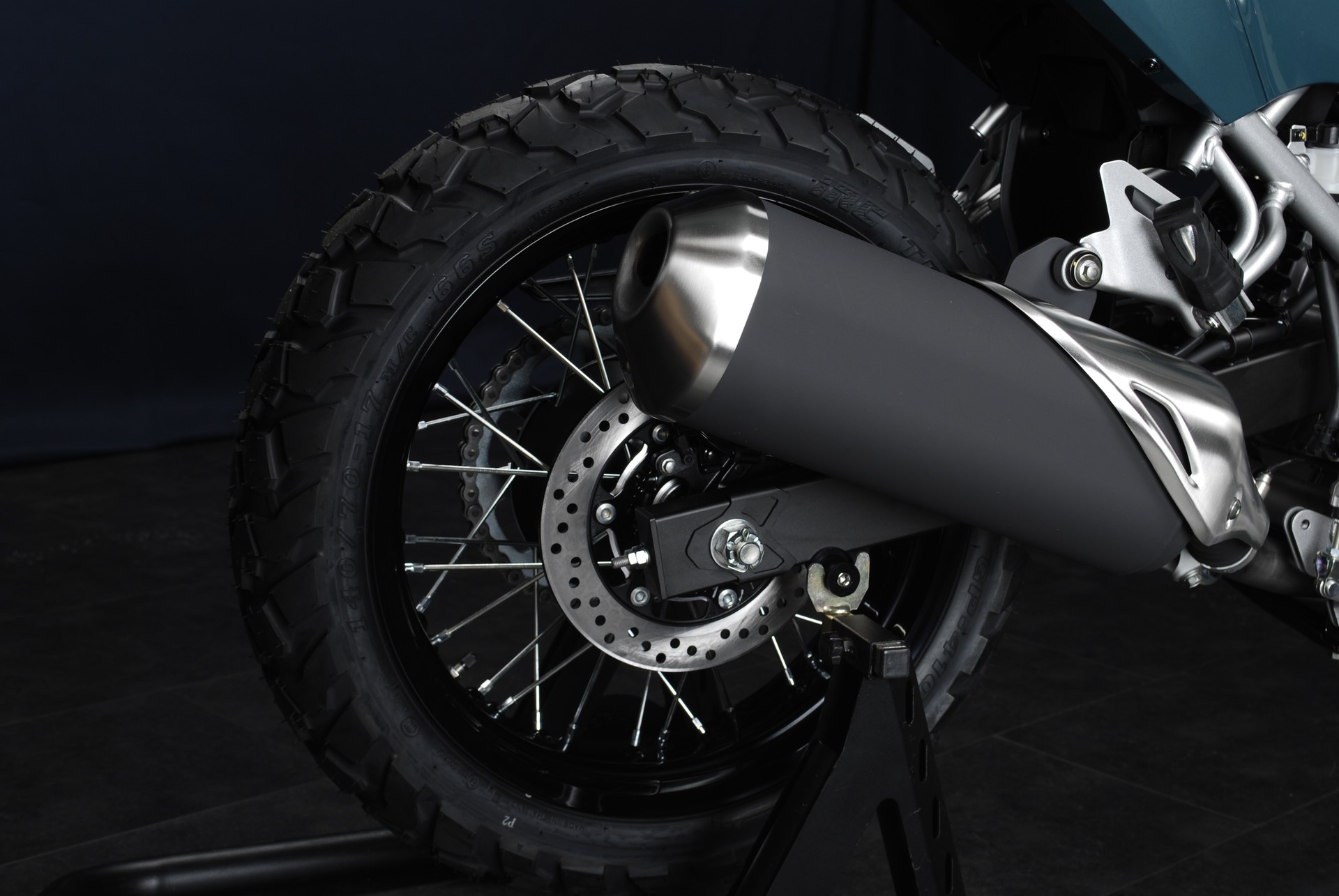 KAWASAKI KLE500 SE MY26-image-1