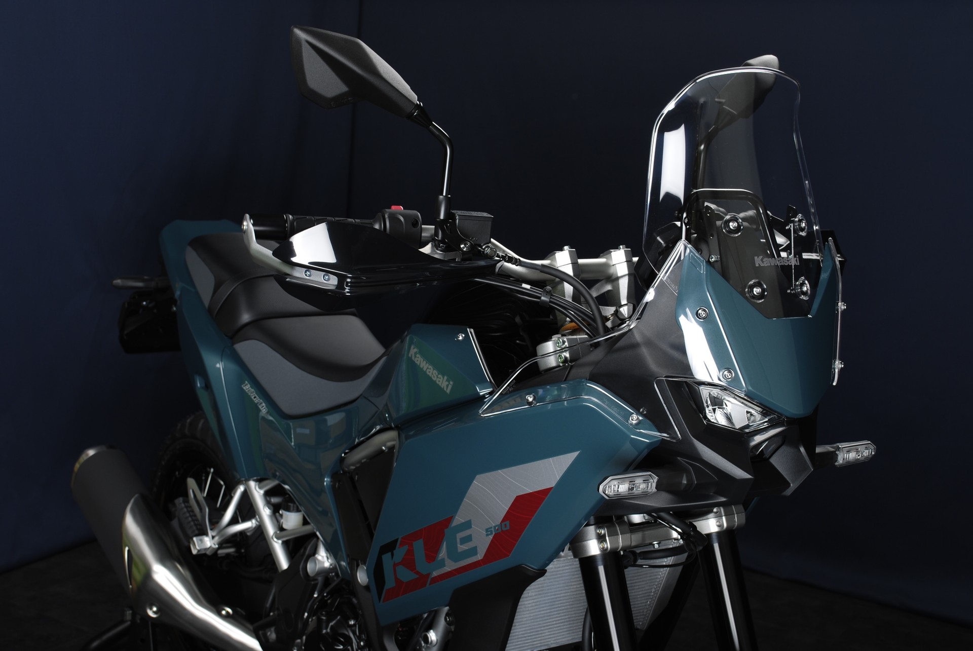 KAWASAKI KLE500 SE MY26-image-3