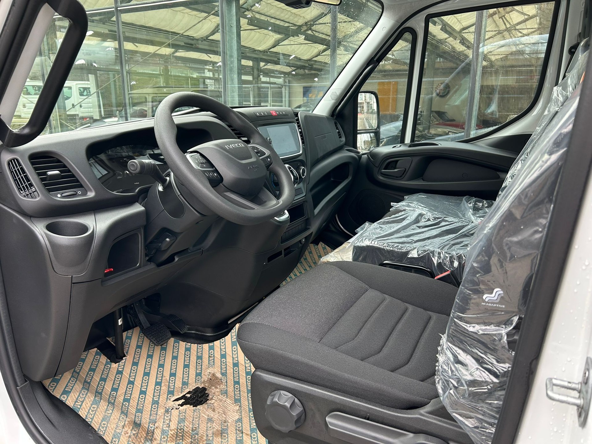 IVECO 35 S 18H A8 3750-image-6