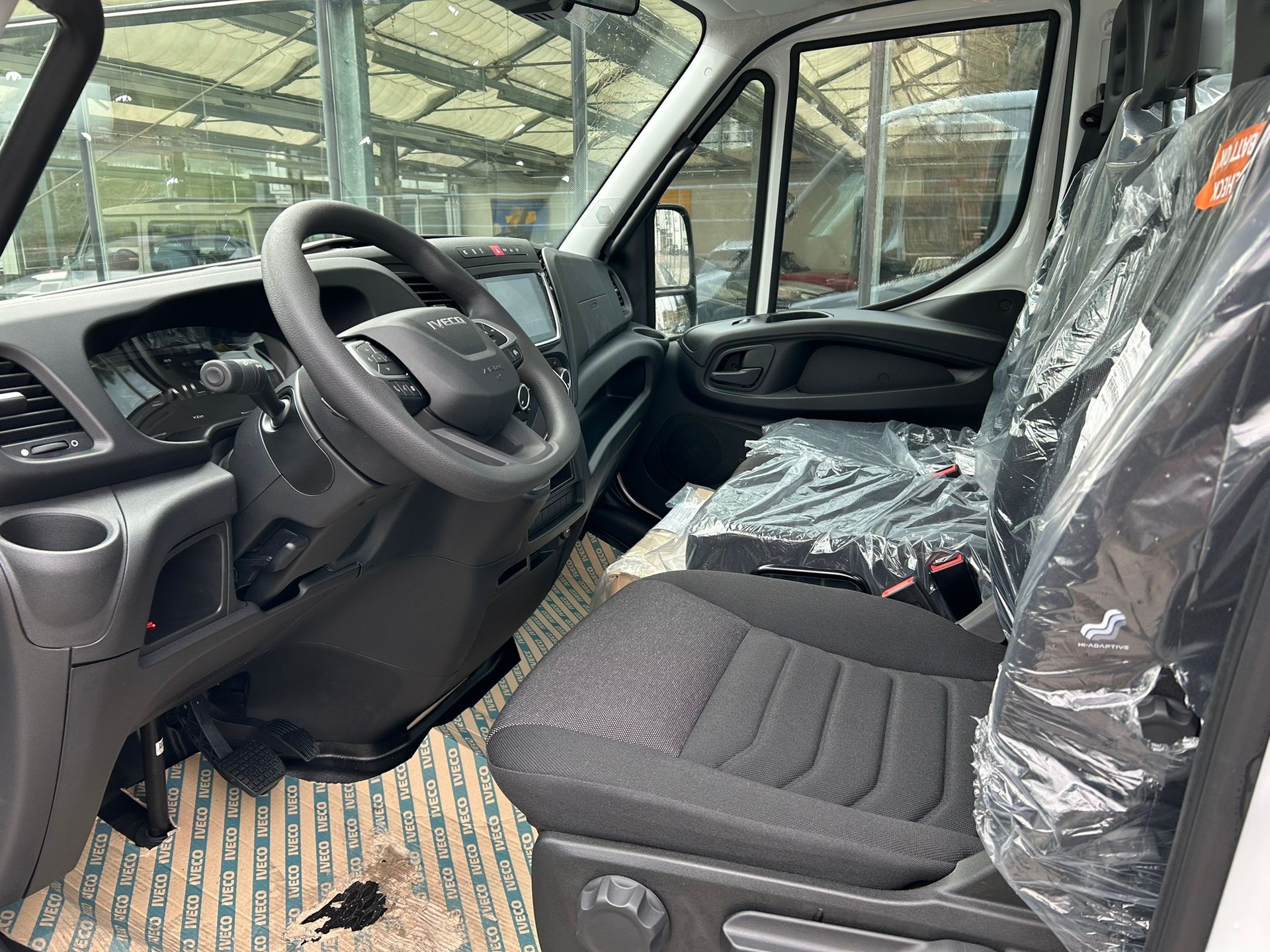 IVECO 35 S 18H A8 3750-image-5