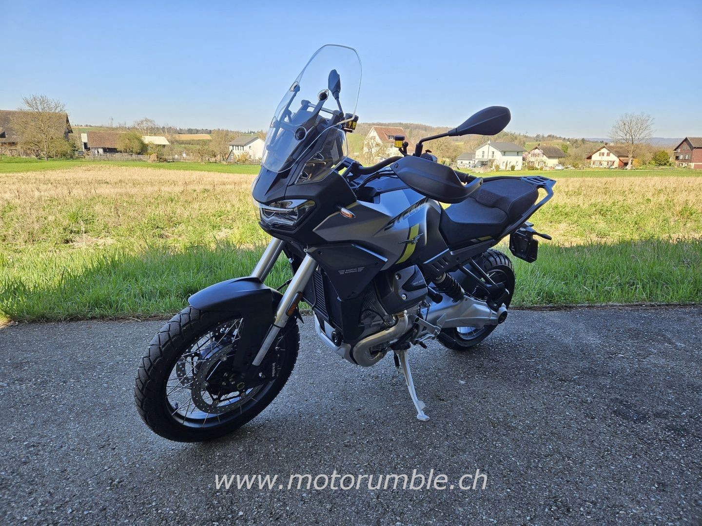 MOTO GUZZI STELVIO-image-2