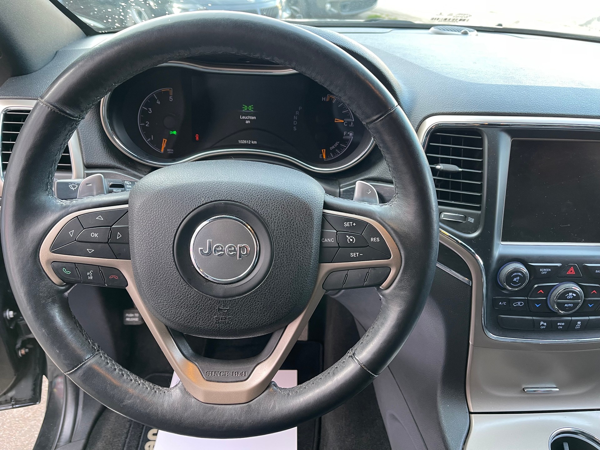JEEP Grand Cherokee 3.0 CRD Limited Automatic-image-13