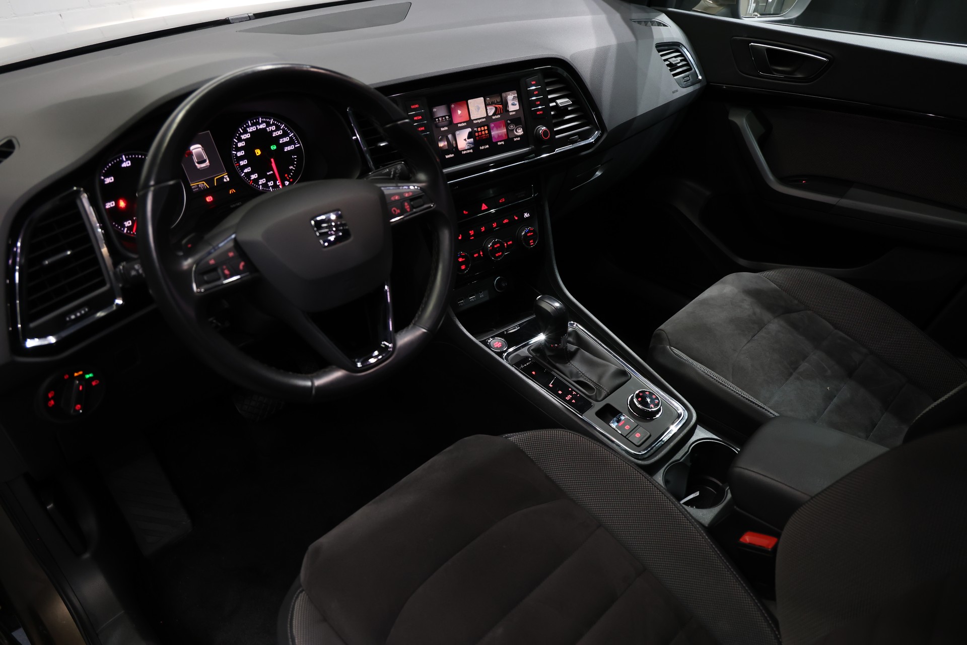 SEAT Ateca 2.0 TDI CR Xcellence 4Drive DSG-image-12