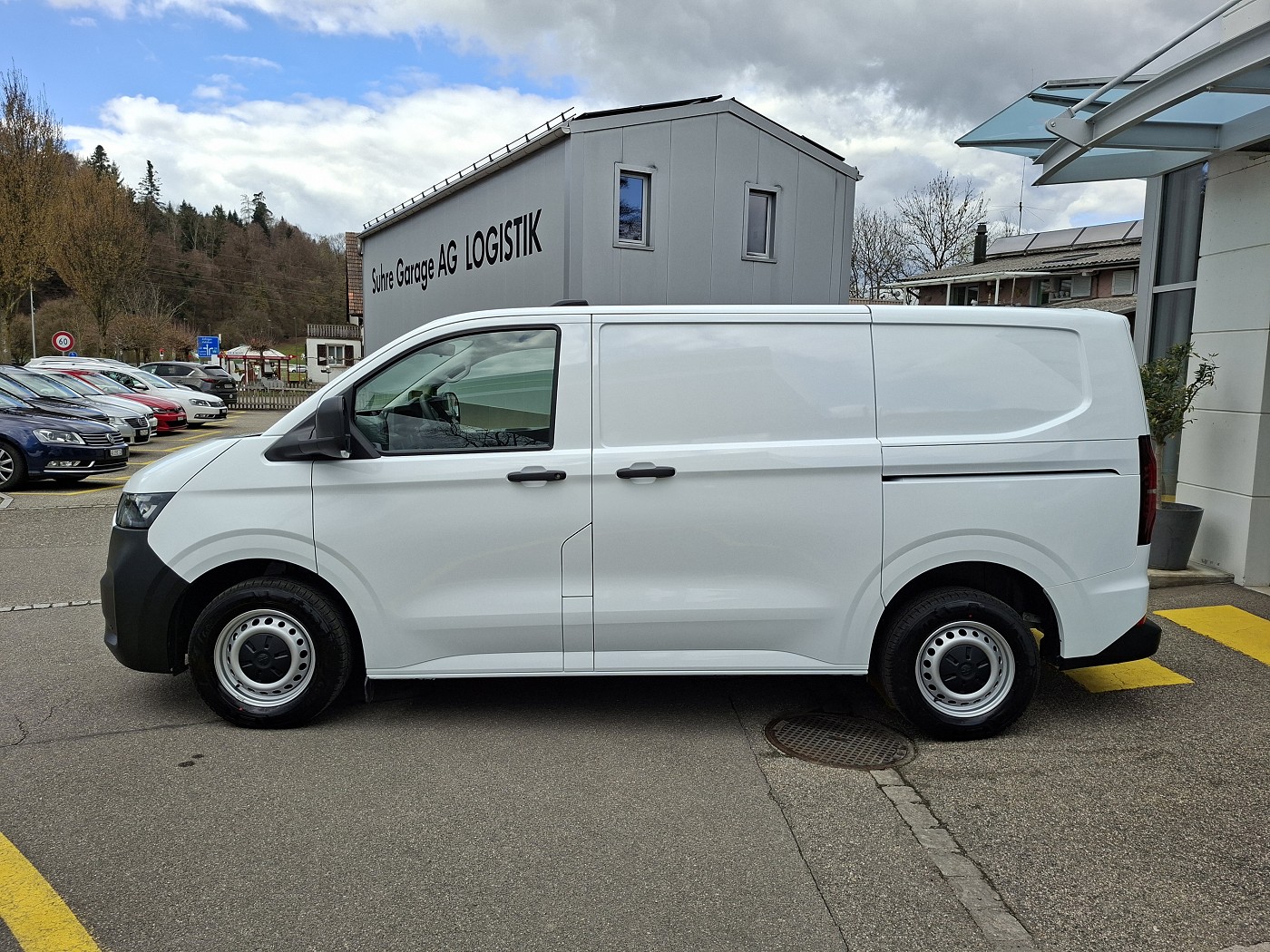 VW Transporter 2.0 TDI Automat-showroom-element-3
